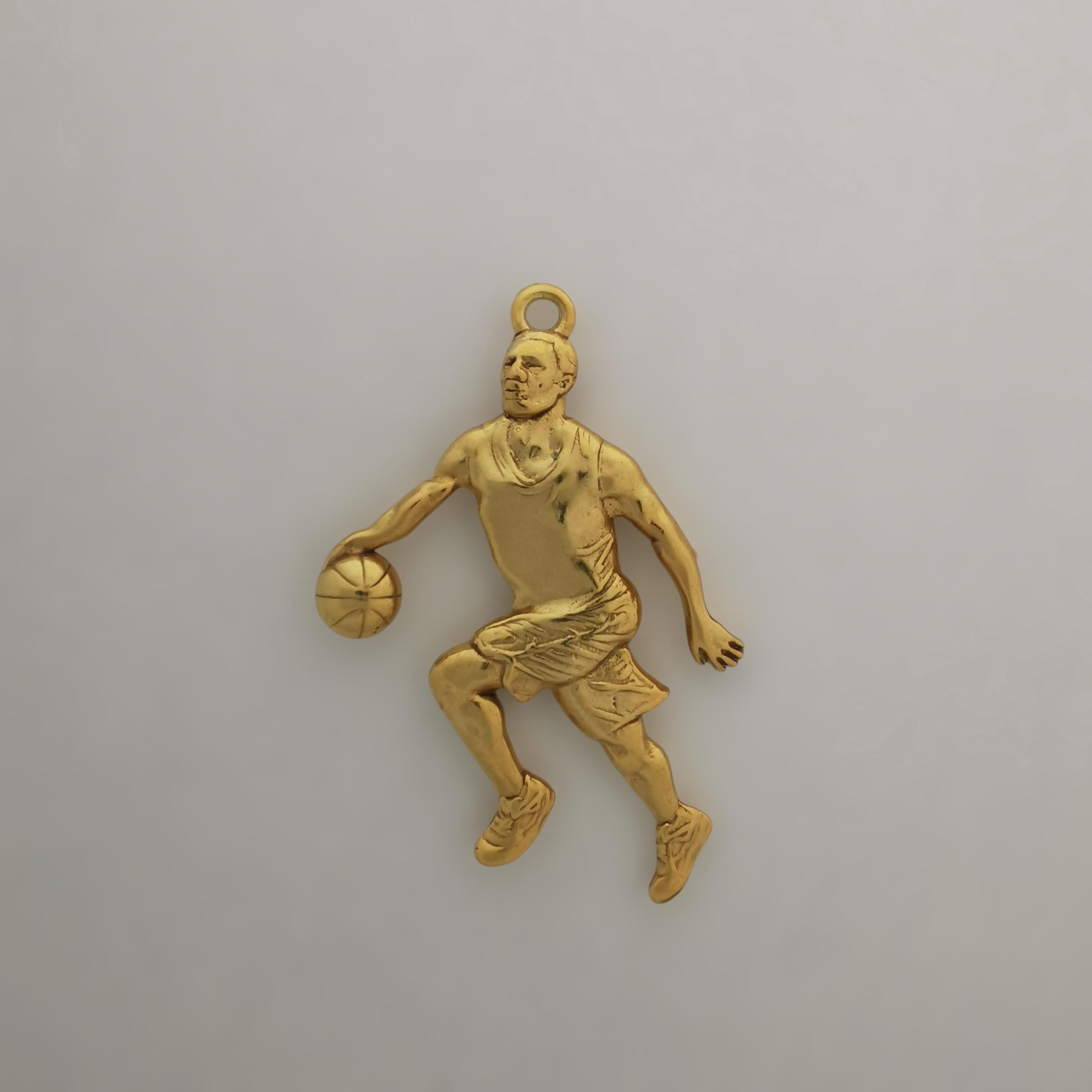 Basketball Jewelry Pendant for Men – Gold-Plated 925 Silver Gift – Bold Sports Accessory for Players and Collectors – Necklace