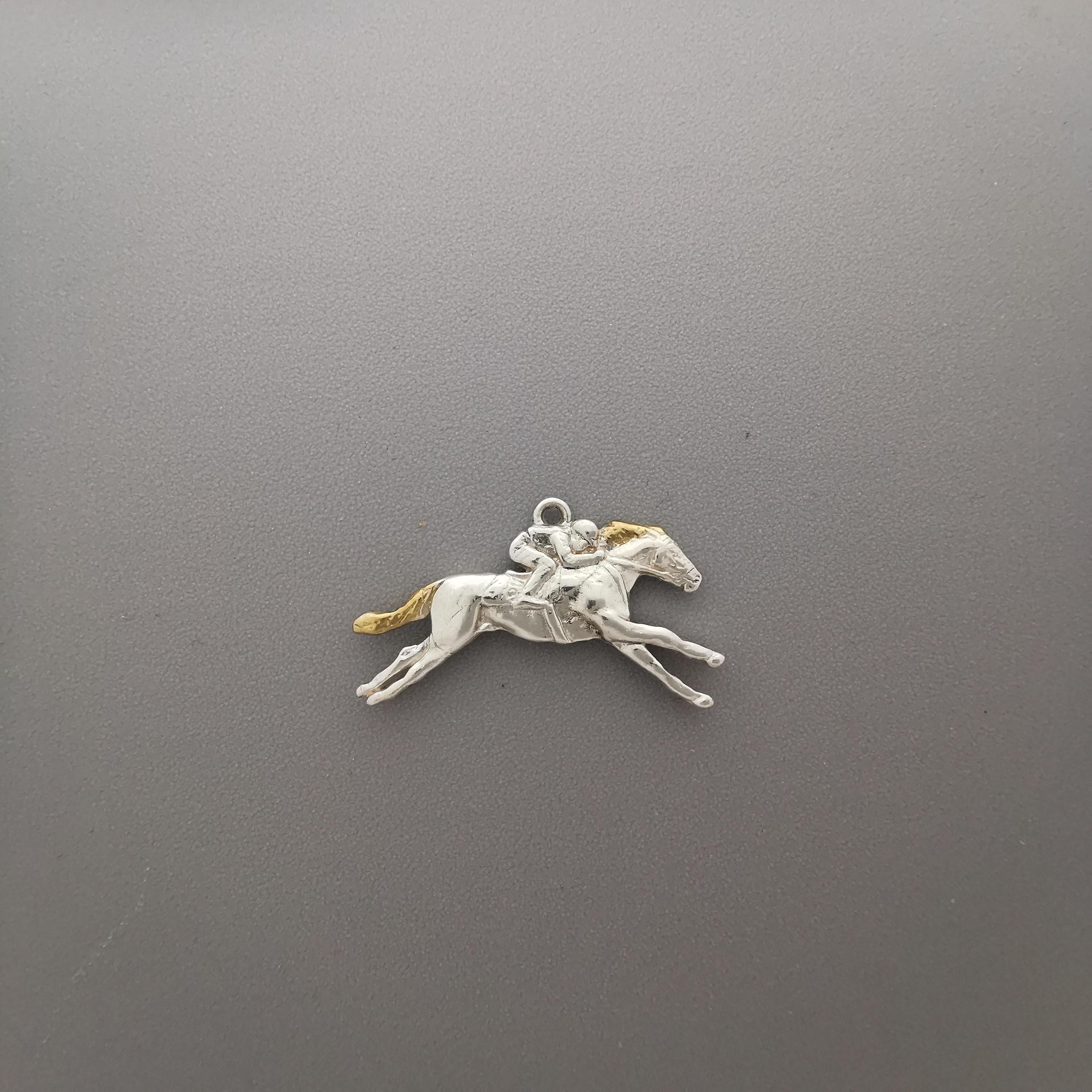 Horse Racing Jewelry Pendant for Men – 925 Silver with Partial Gold Plating – Equestrian Sports Accessory for Riders – Necklace