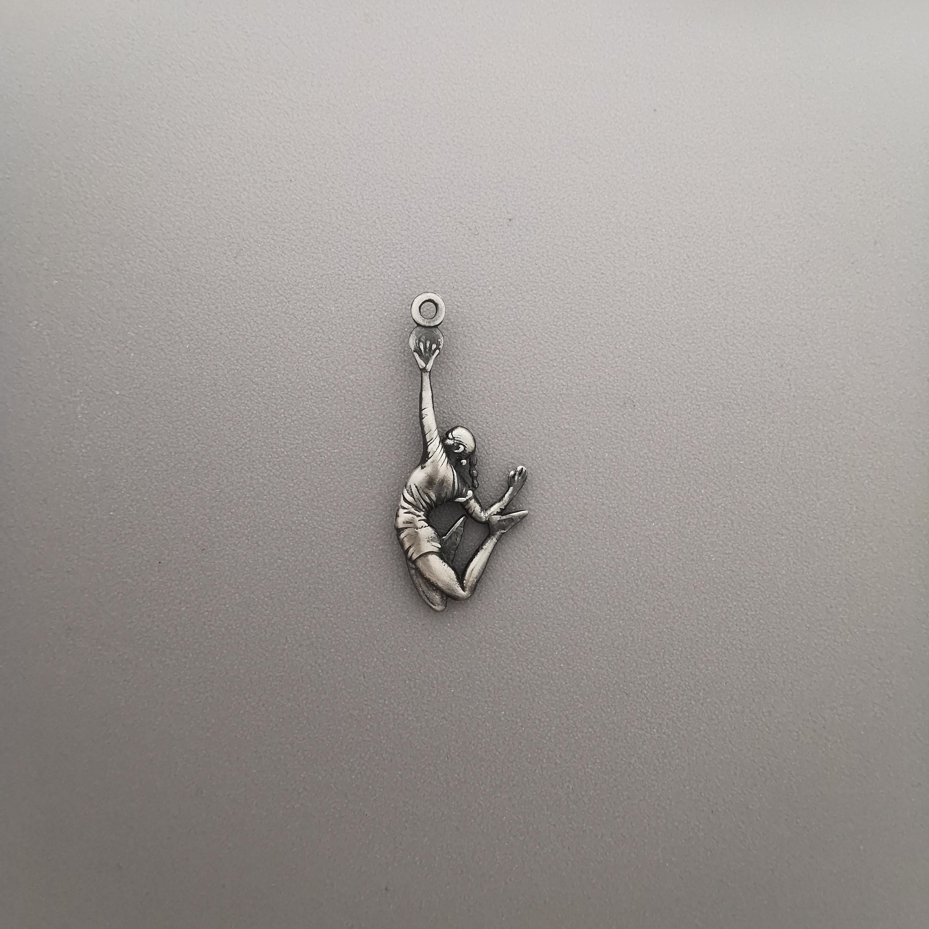 Volleyball Jewelry Pendant for Women – Vintage Style 925 Silver Gift – Sports Accessory for Girls and Players – Necklace