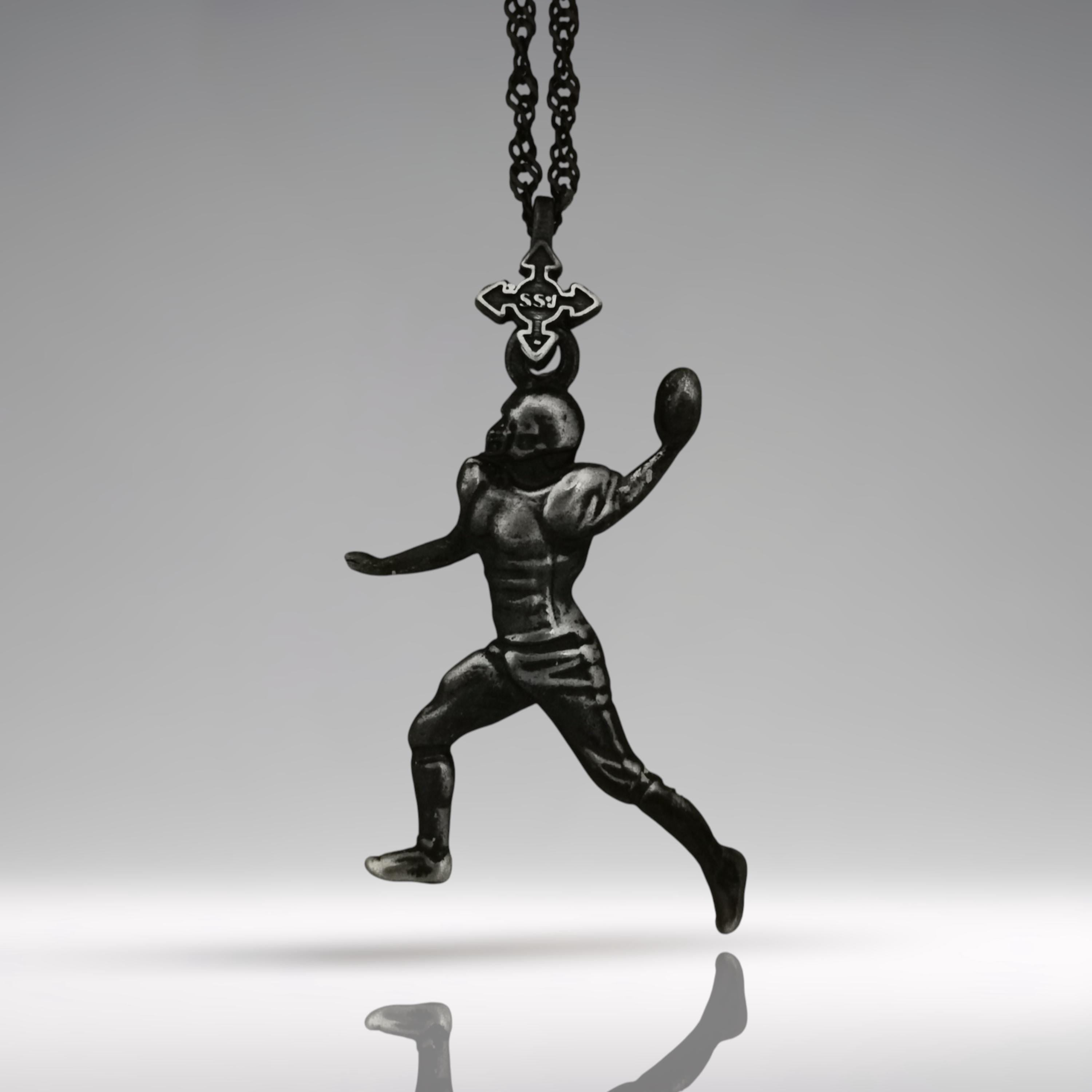 American Football Jewelry Pendant for Men – Vintage Style 925 Silver Quarterback Gift – Handcrafted Sports Accessory for Collectors Necklace