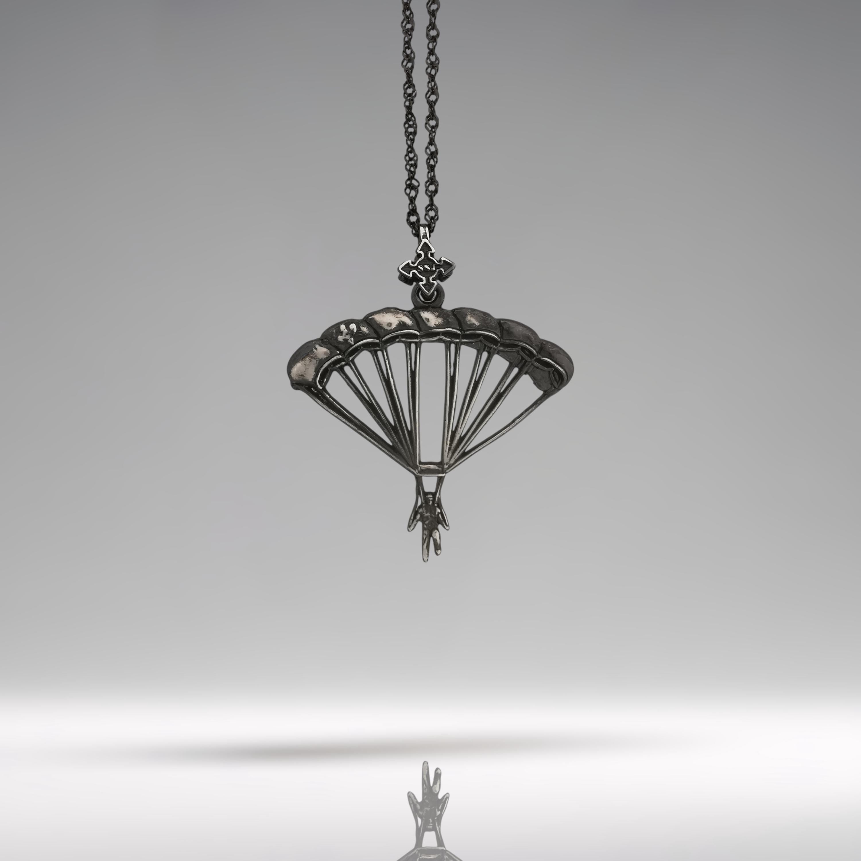 Skydiving Jewelry Pendant for Men and Women – Vintage Style 925 Silver Gift – Handcrafted Sports Charm for Extreme Movement – Necklace
