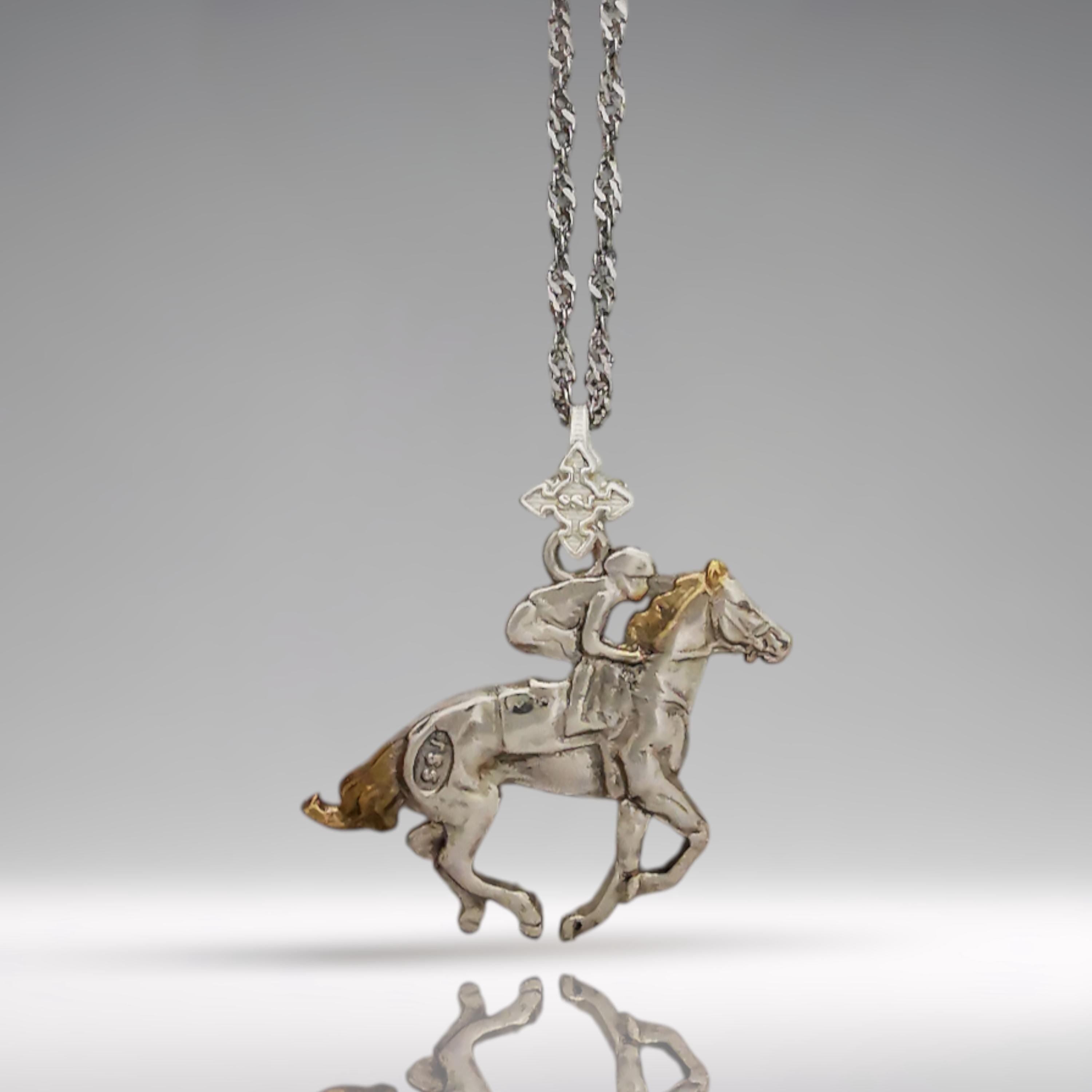 Horse Riding Jewelry Pendant for Men – 925 Silver with Partial Gold Plating – Elegant Sports Accessory for Riders – Necklace