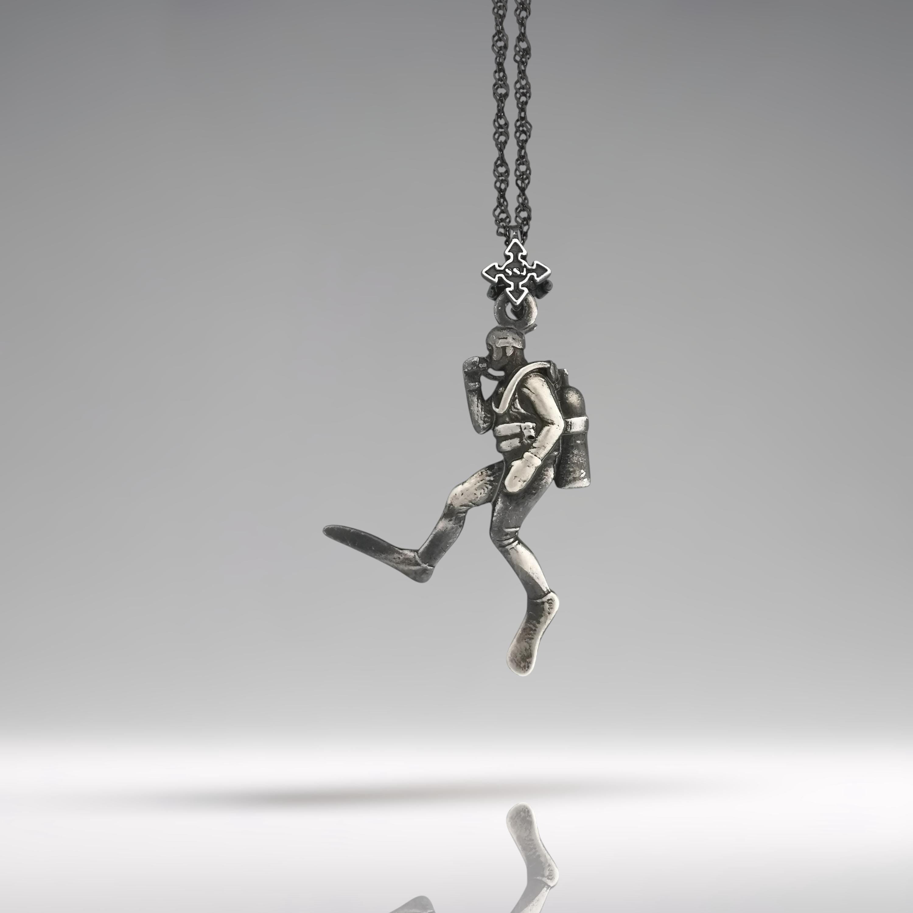 Scuba Diving Jewelry Pendant for Men & Women, Vintage Style 925 Silver Gift – Handcrafted Diver Charm for Ocean Lovers and Athletes Necklace