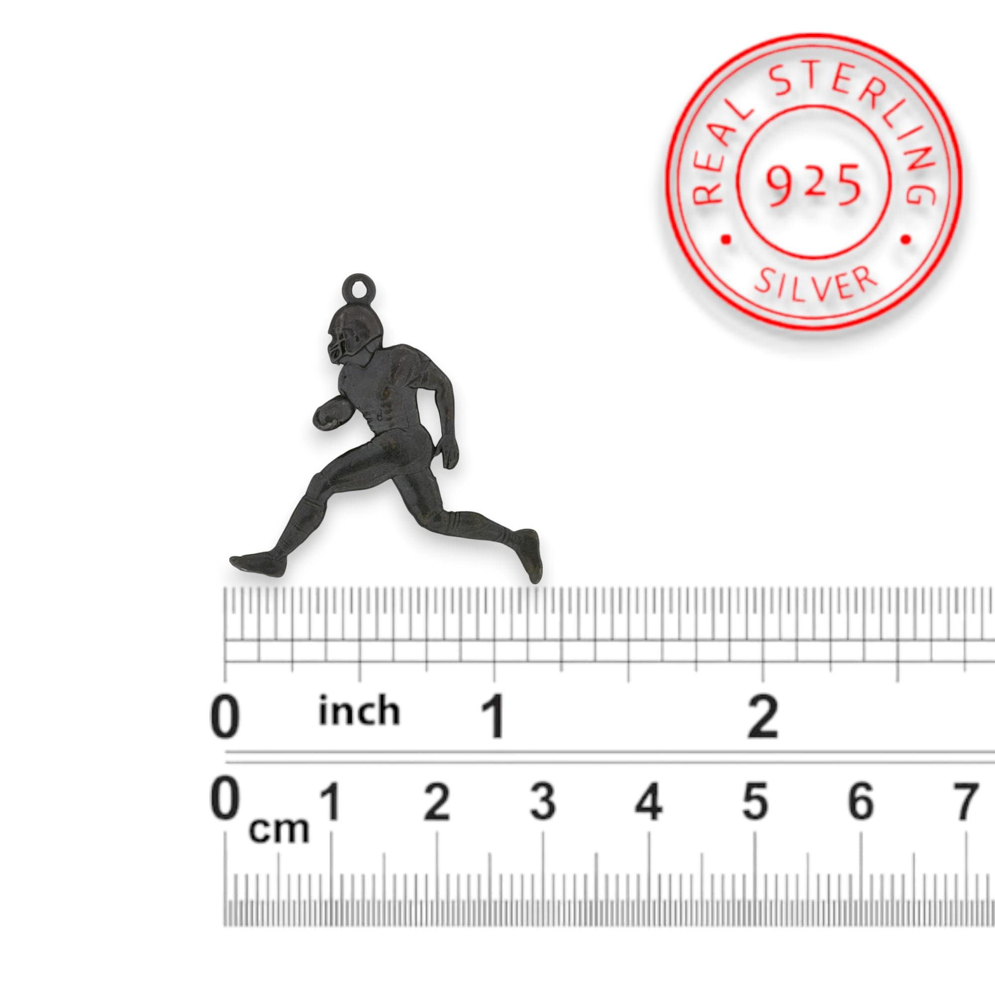 American Football Jewelry Pendant for Men – Oxidized Black 925 Silver Gift – Bold Sports Accessory for Players and Sports Lovers – Necklace