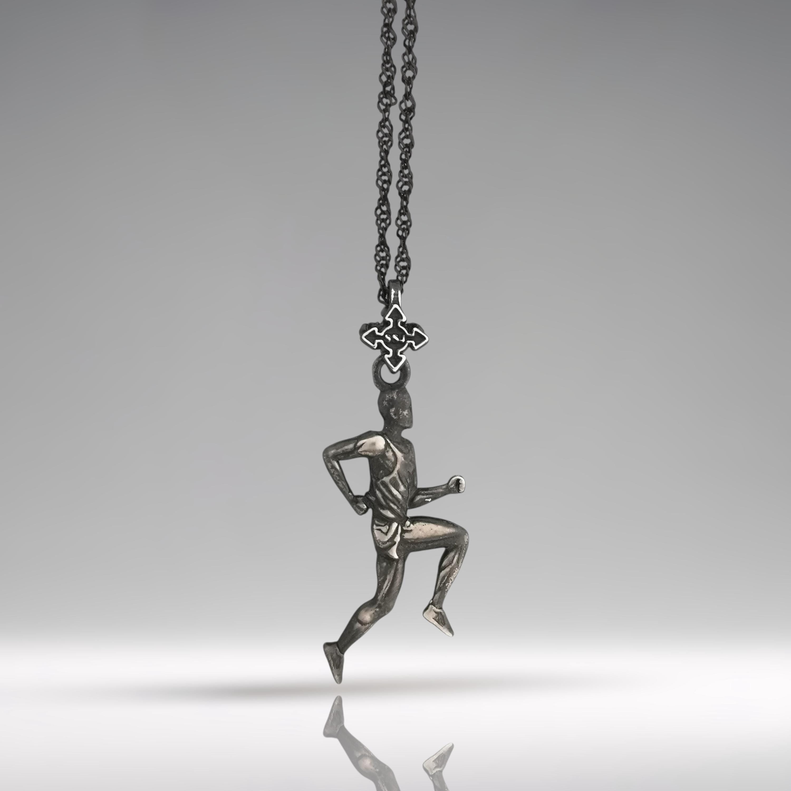 Running Jewelry Pendant for Men – Vintage Style 925 Silver Gift – Handcrafted Sports Accessory for Runners, Coaches & Track Enthusiasts – Necklace
