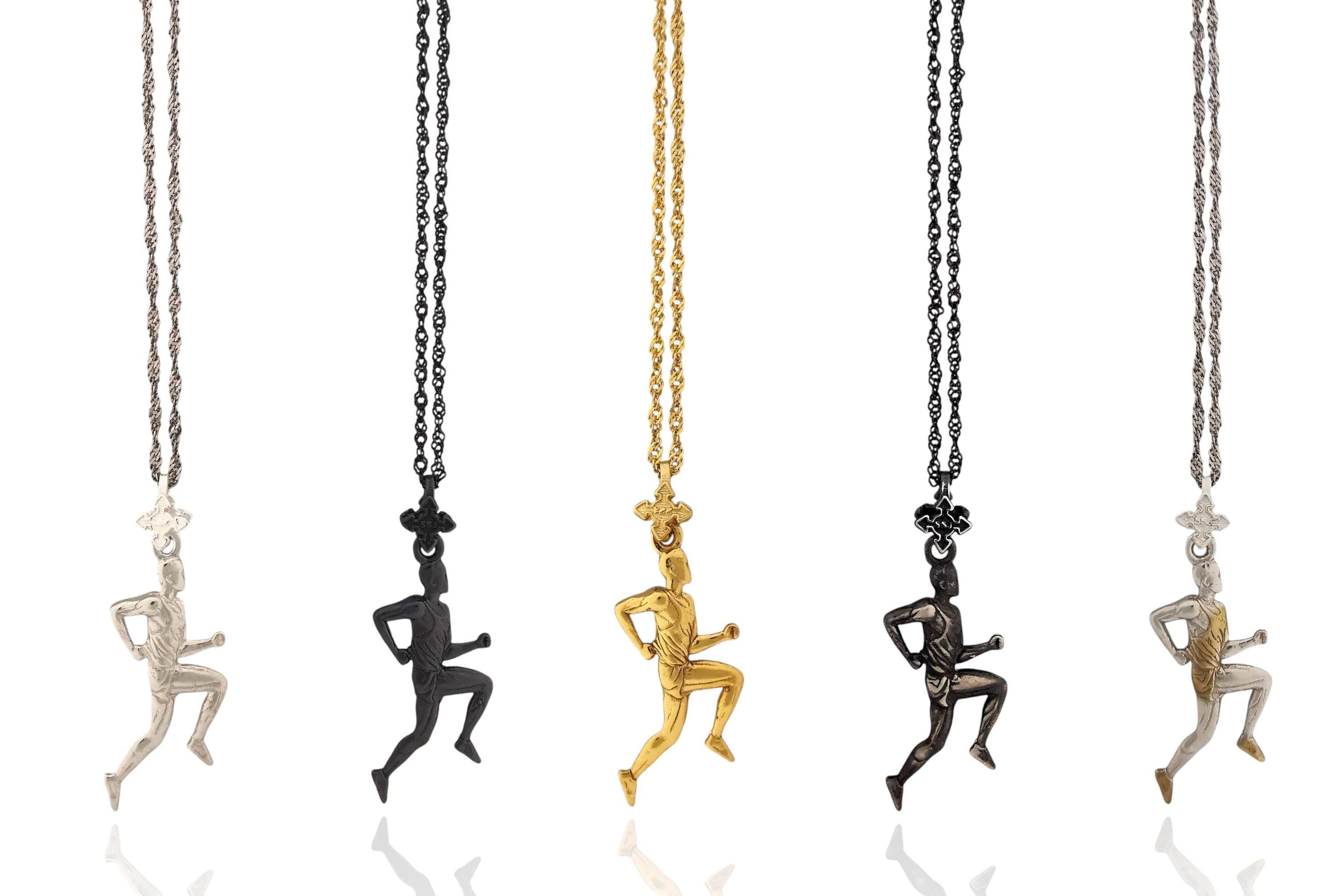 Running Jewelry Pendant for Men – Oxidized Black 925 Silver Gift – Handcrafted Charm for Joggers & Track Athletes – Sports Necklace