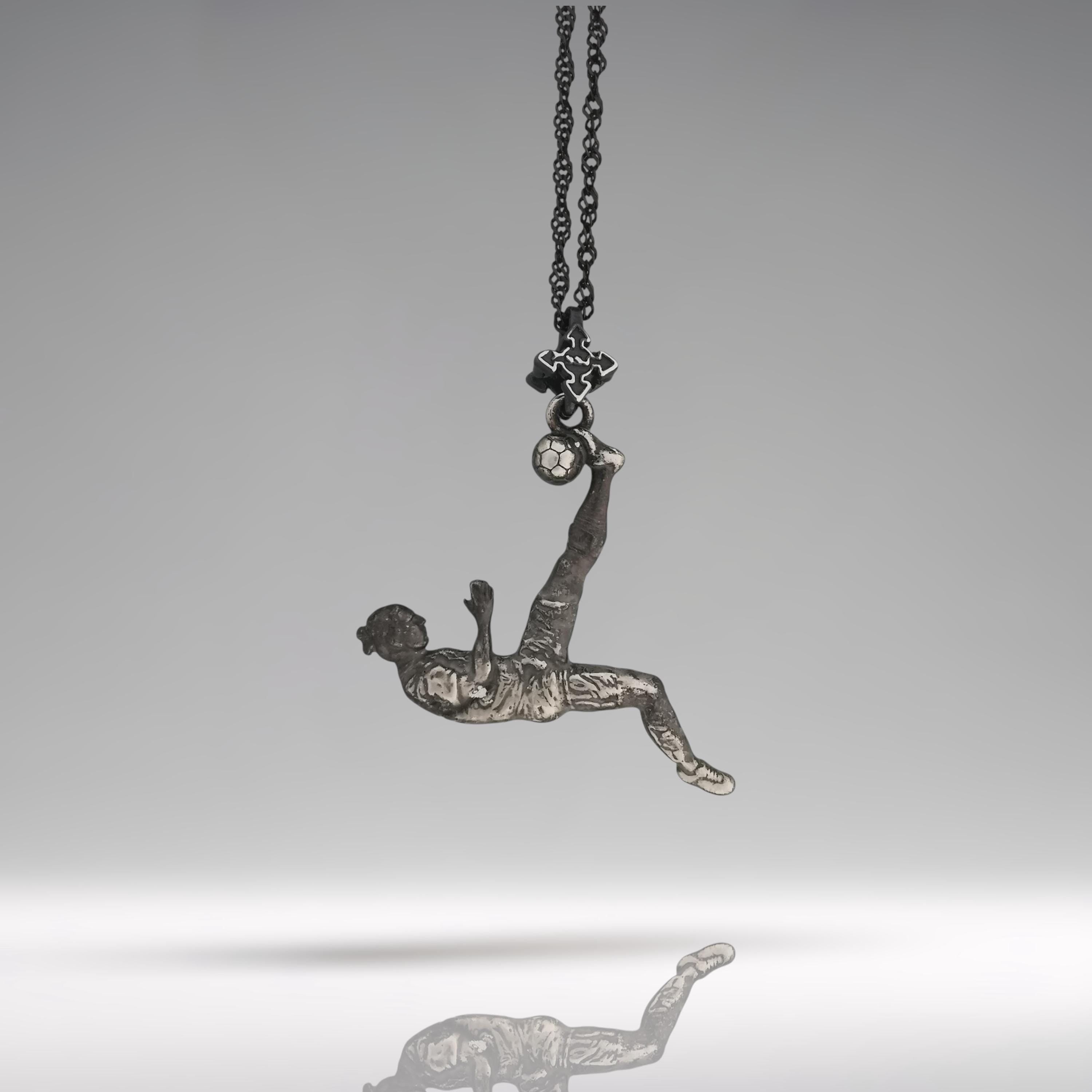 Football (Soccer) Jewelry Pendant for Men – Vintage Style 925 Silver Gift – Handcrafted Sports Charm for Players & Fans – Necklace