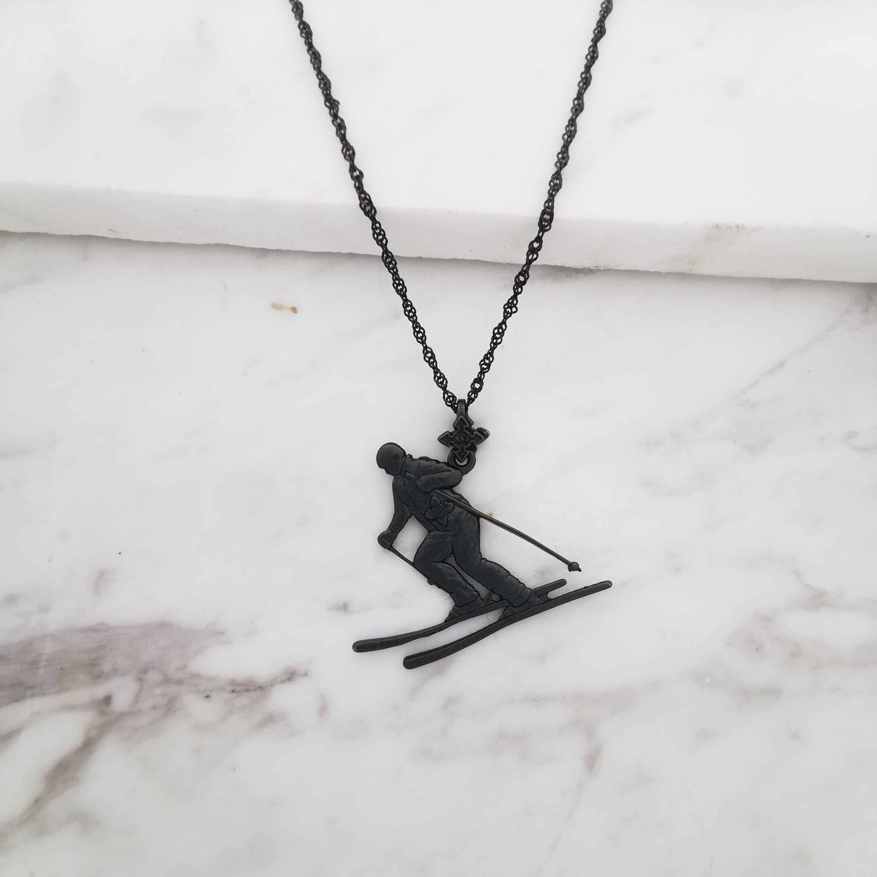 Skiing Jewelry Pendant for Women & Men – Oxidized Black 925 Silver Sports Charm – Handcrafted Freestyle and Slalom Accessory – Necklace