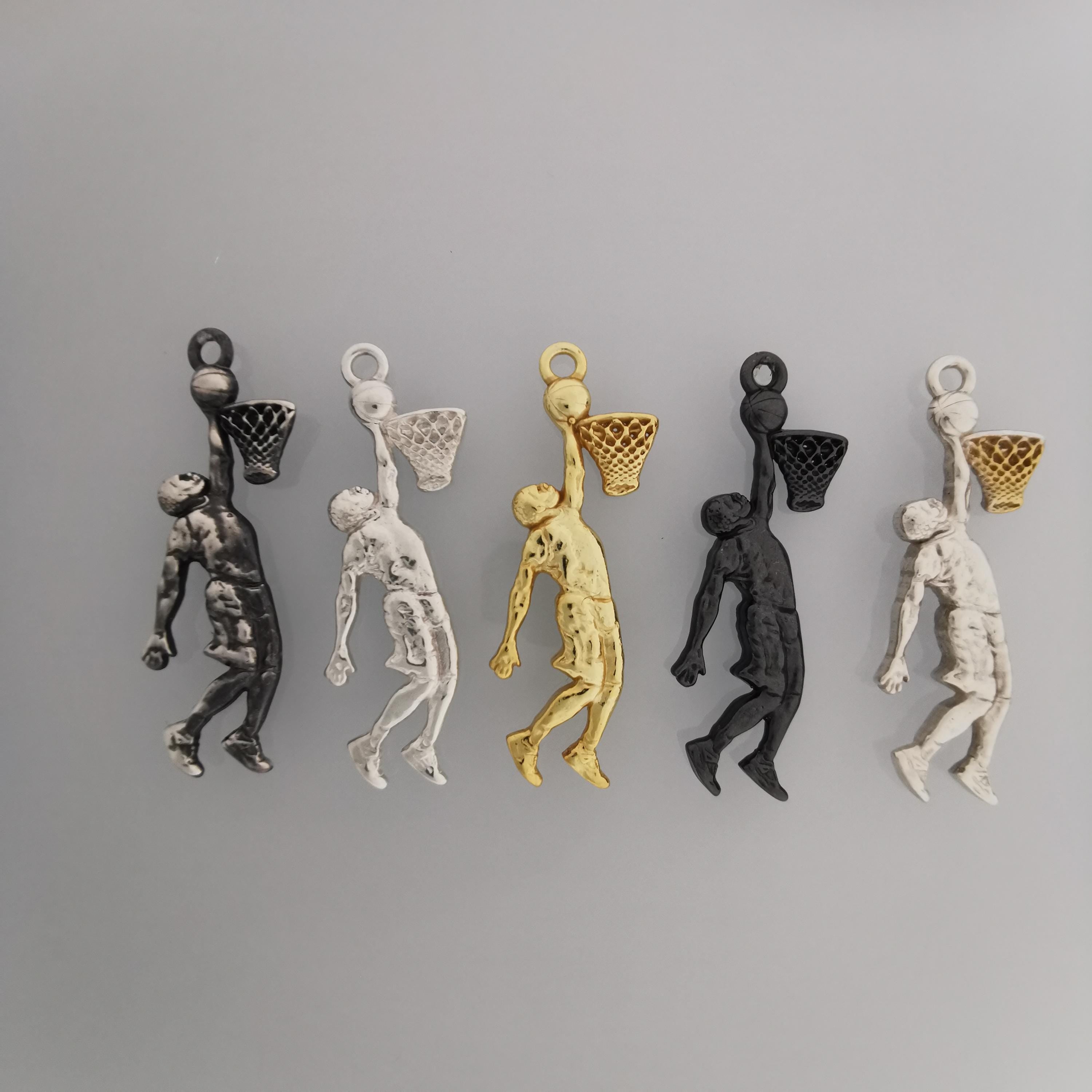 Basketball Dunk Pendant for Men – Gold-Plated 925 Silver Jewelry Gift for Players, Coaches & Fans – Sports Necklace