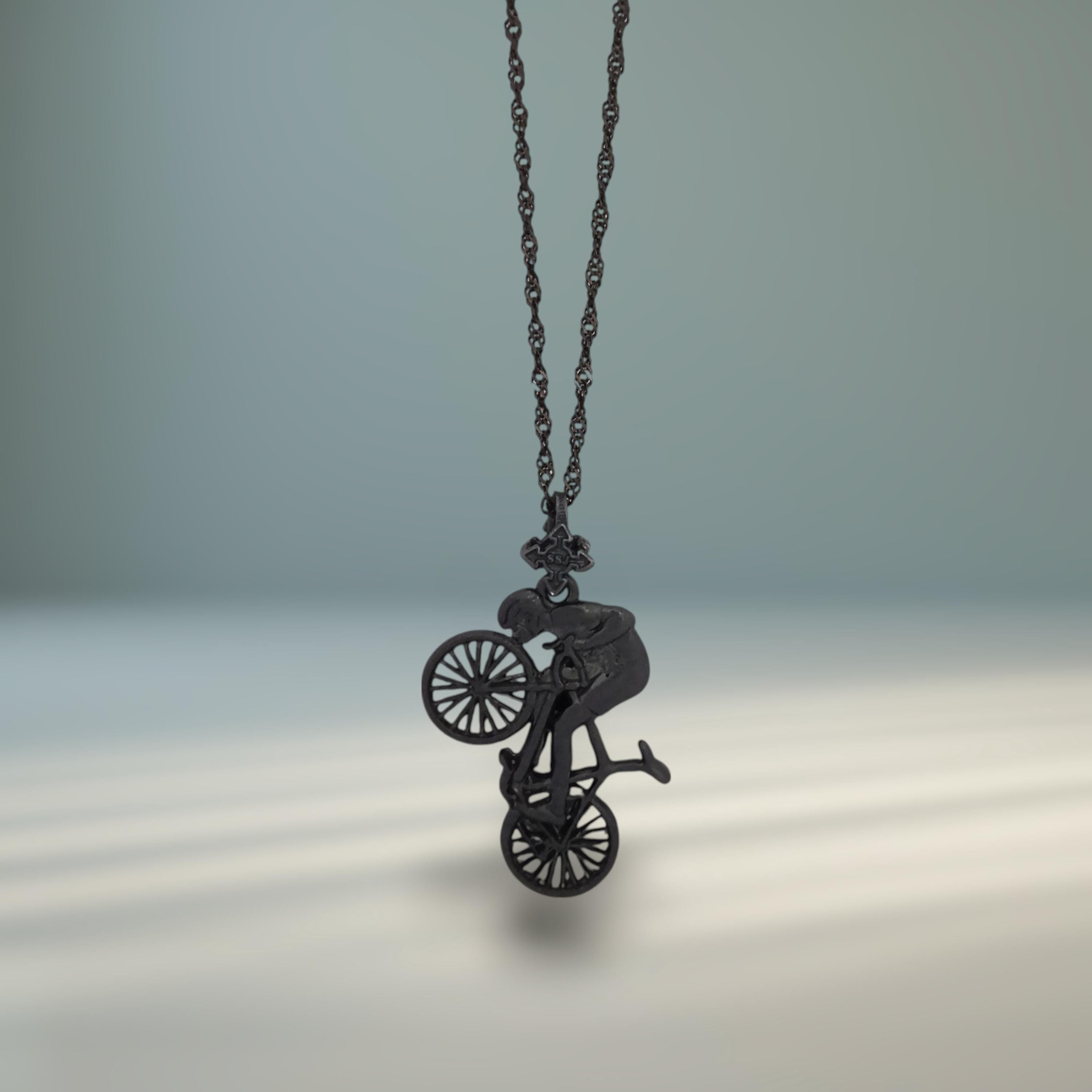 Cycling Jewelry Pendant for Men – Black Oxidized 925 Silver Gift – Handcrafted Sports Accessory for Cyclists and Athletes – Necklace