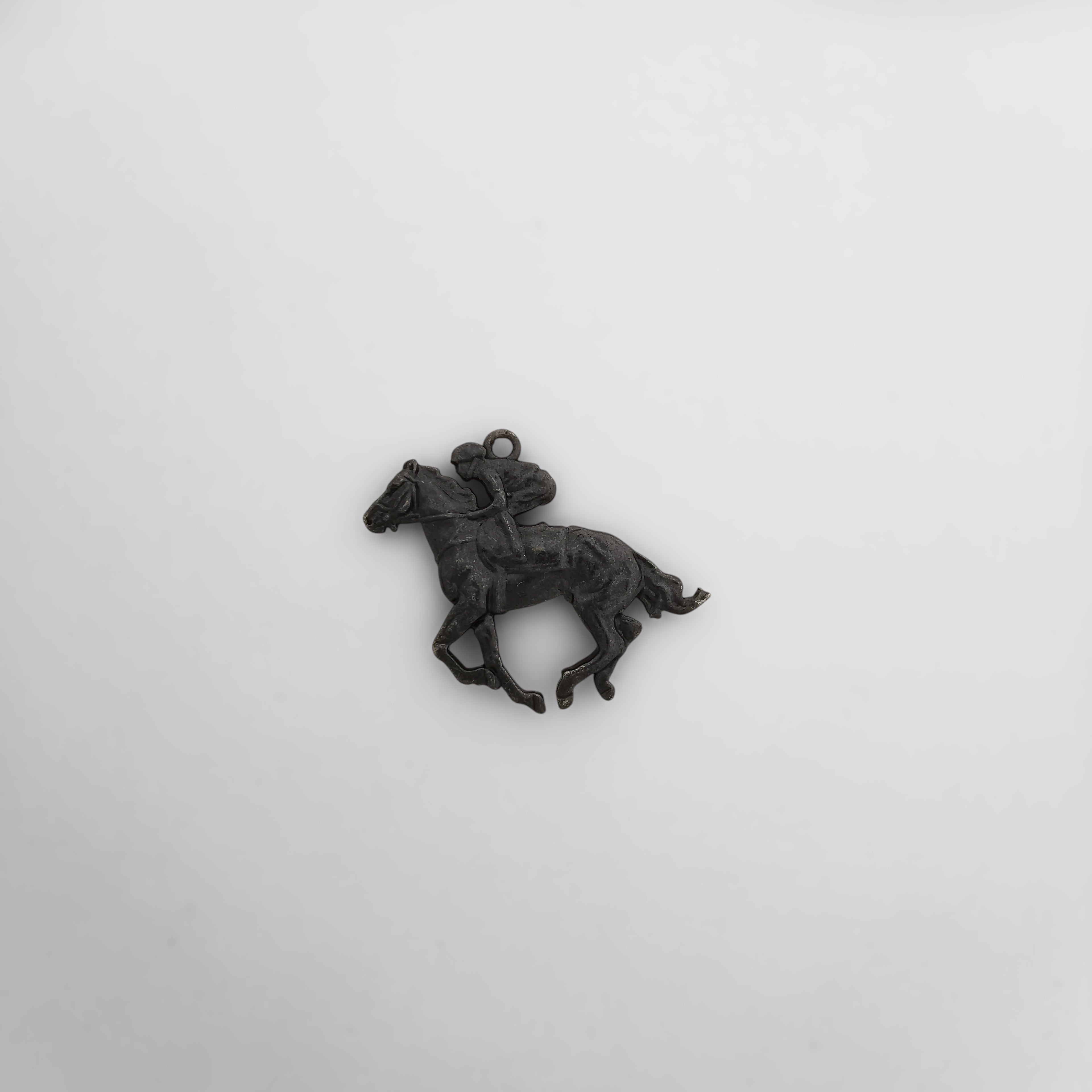 Horse Riding Jewelry Pendant for Men – 925 Silver with Partial Gold Plating – Elegant Sports Accessory for Riders – Necklace