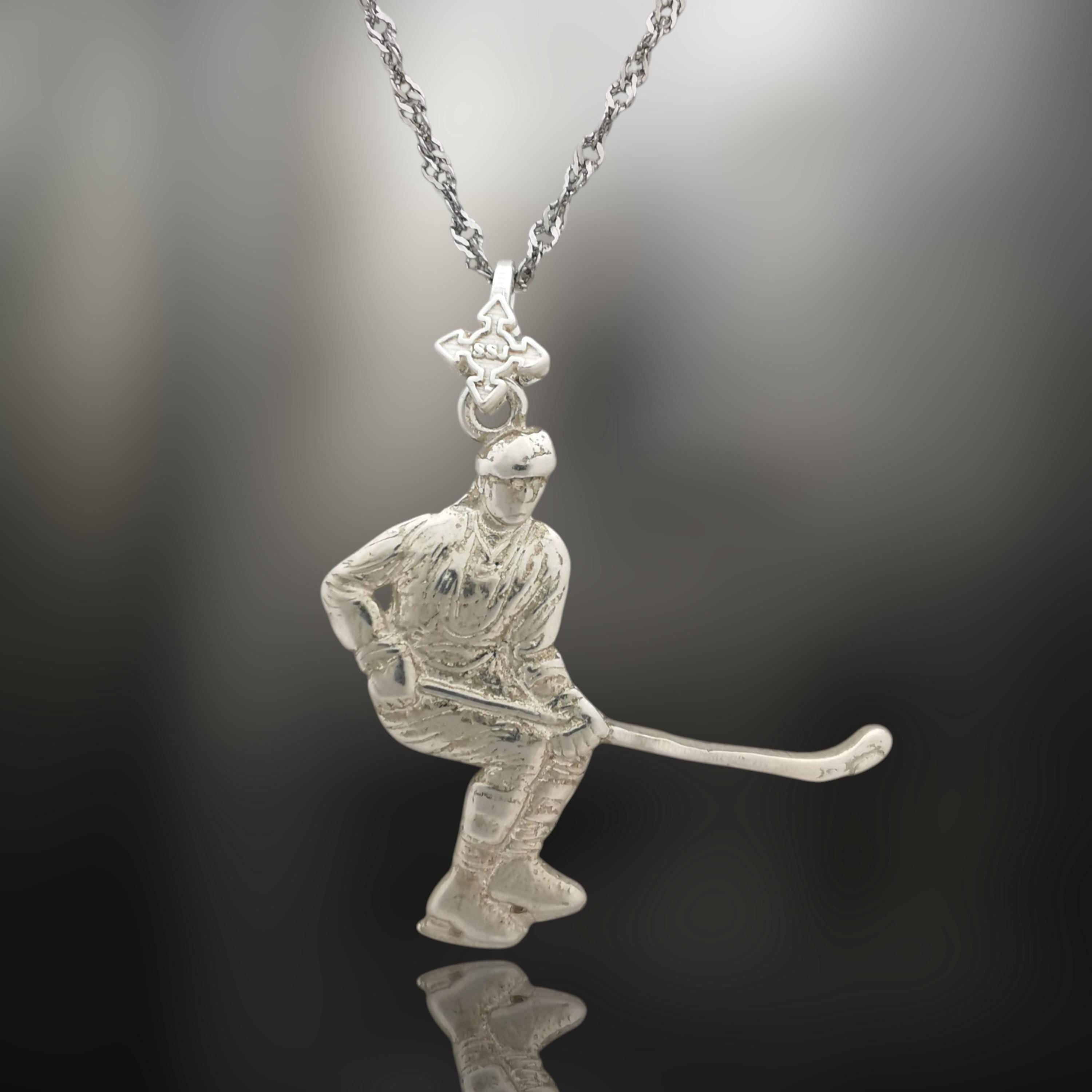 Ice Hockey Jewelry Pendant for Men – Classic Silver 925 Gift – Handcrafted Sport Charm for Players – Necklace