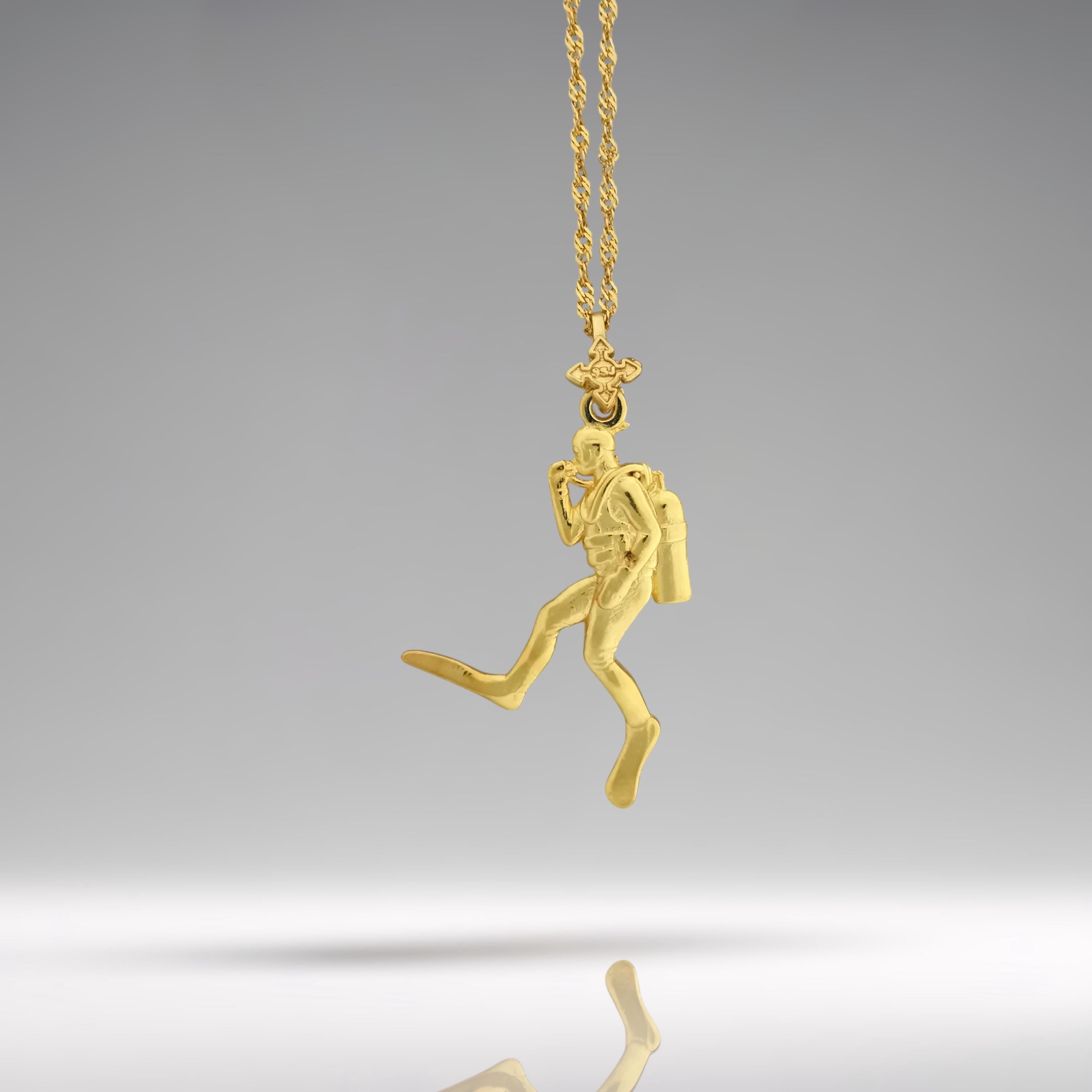 Scuba Diving Jewelry Pendant for Men and Women, Gold-Plated 925 Silver Gift – Handcrafted Diver Charm for Ocean Lovers & Athletes – Necklace