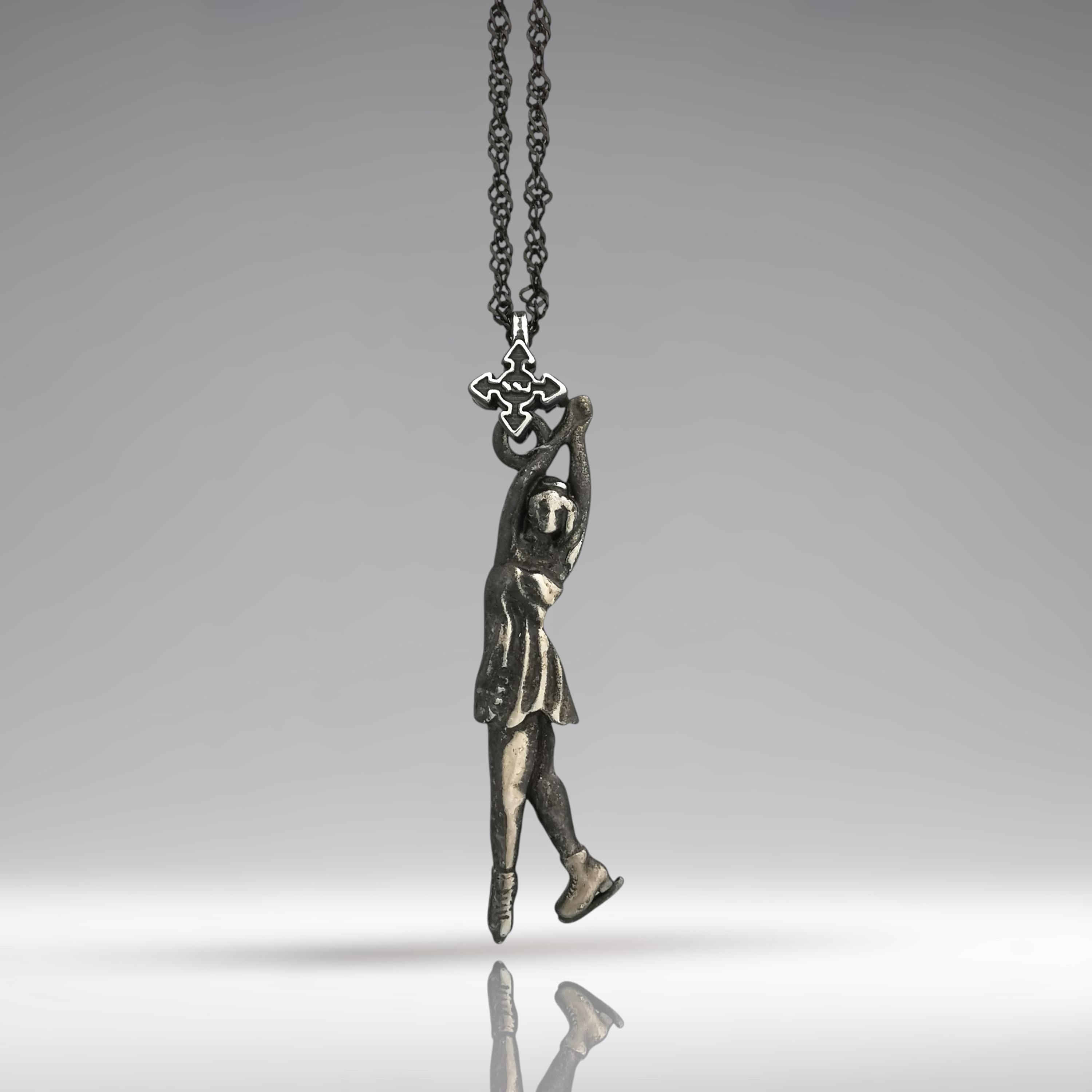 Figure Skating Jewelry Pendant for Women – Vintage Style 925 Silver Gift – Handcrafted Sports Charm for Skaters & Girls – Necklace