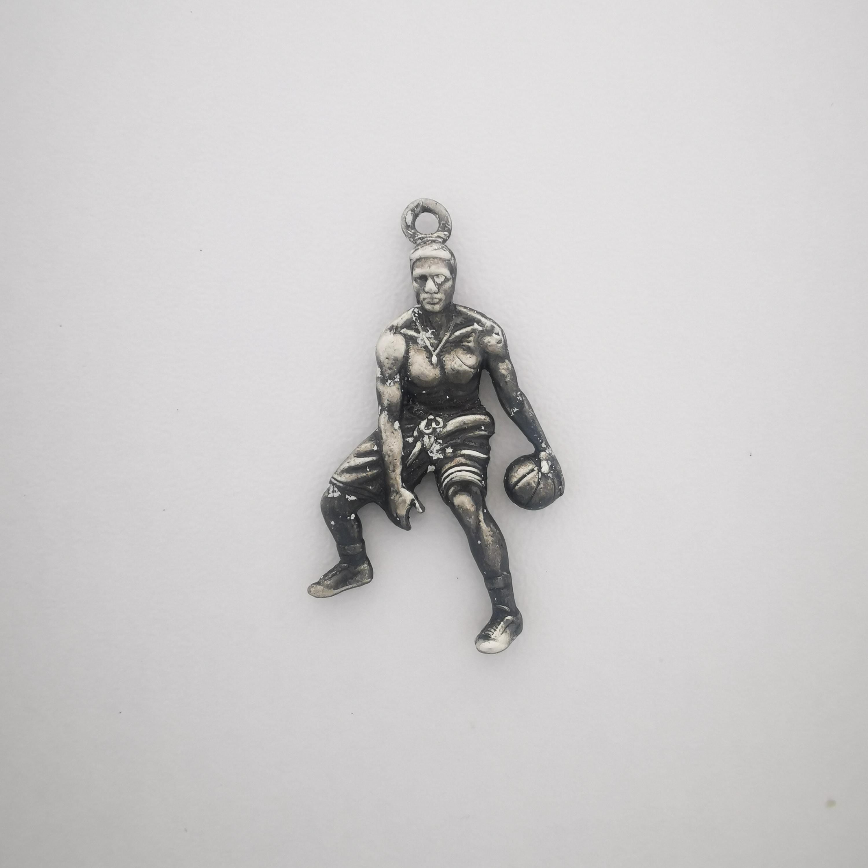 Basketball Jewelry Pendant for Men – Vintage Style 925 Silver Gift – Handcrafted Sports Accessory for Players and Collectors – Necklace