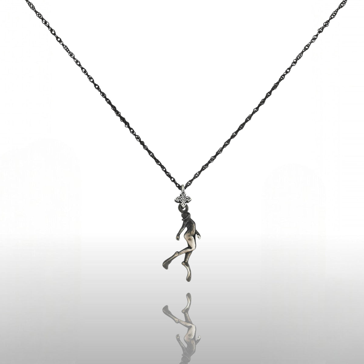 Diving Jewelry Pendant for Women – Vintage Style 925 Silver Gift – Sports Accessory for Swimmers and Diver Girls – Necklace
