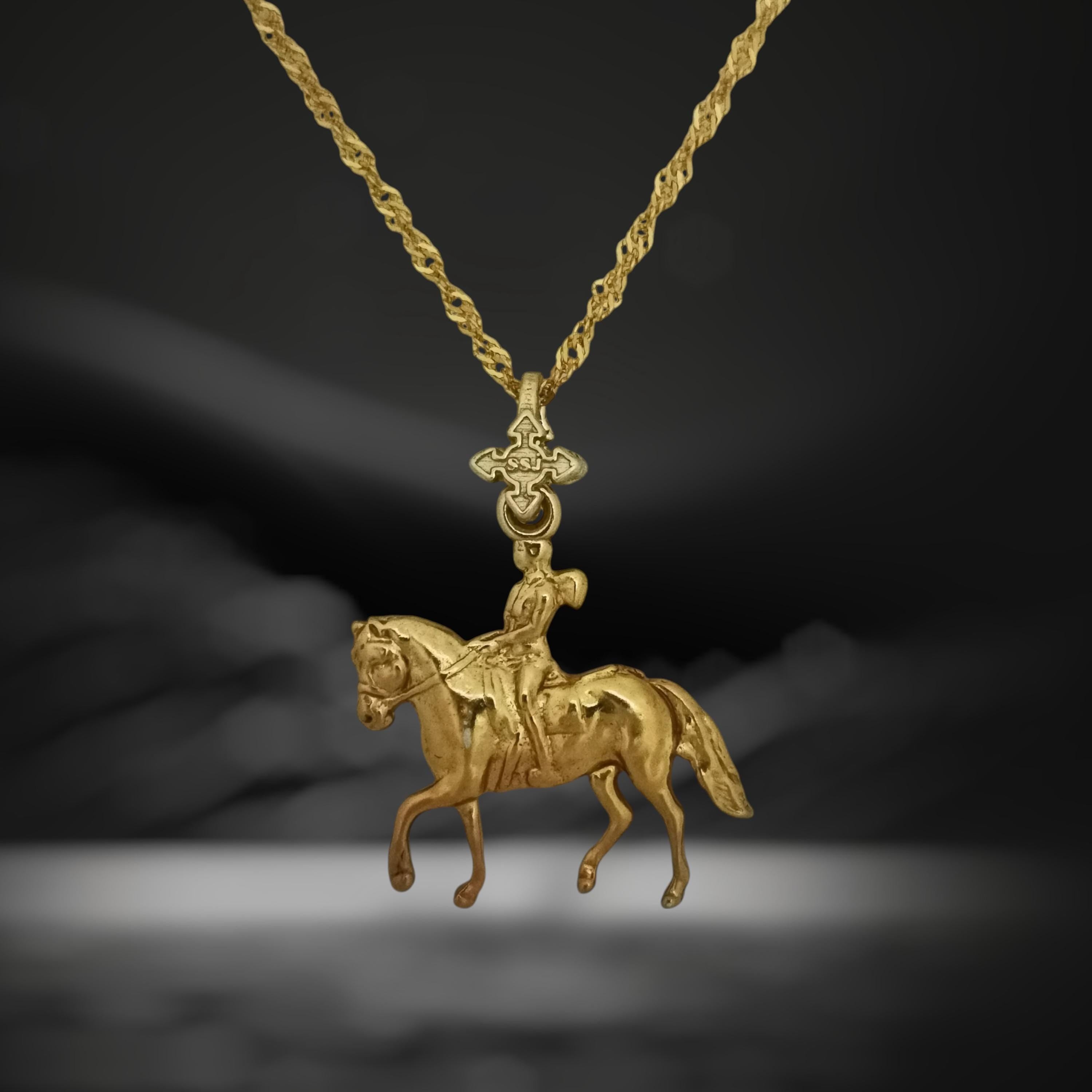Horse Jewelry Pendant for Women – Gold-Plated 925 Silver Gift – Equestrian Sports Accessory for Riders – Necklace