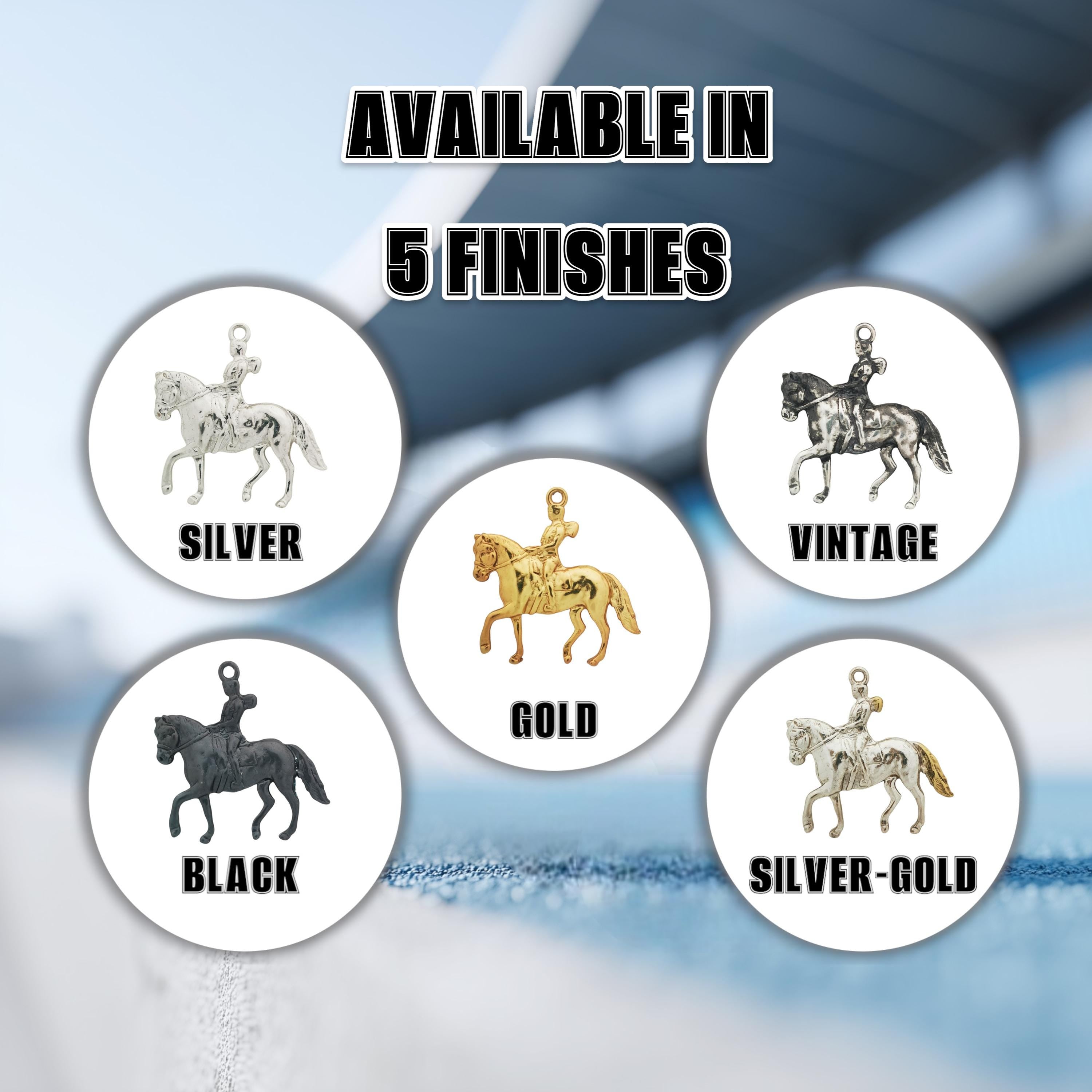 Equestrian Jewelry Pendant for Women – Silver with Gold Detail 925 Gift – Elegant Sports Accessory for Riders – Necklace