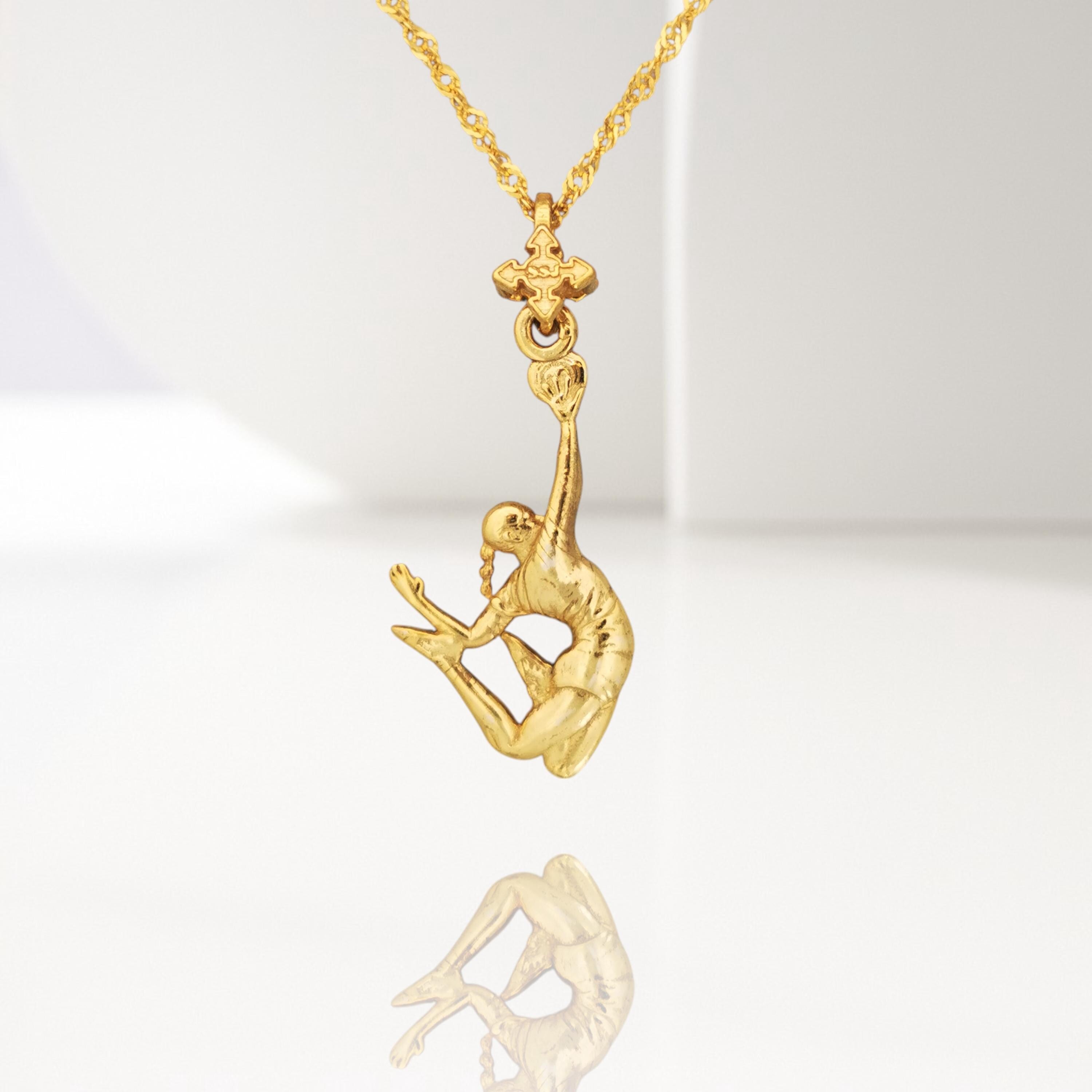 Volleyball Pendant for Women – Gold-Plated 925 Silver Jewelry – Gift for Player, Fan, or Teen Athlete