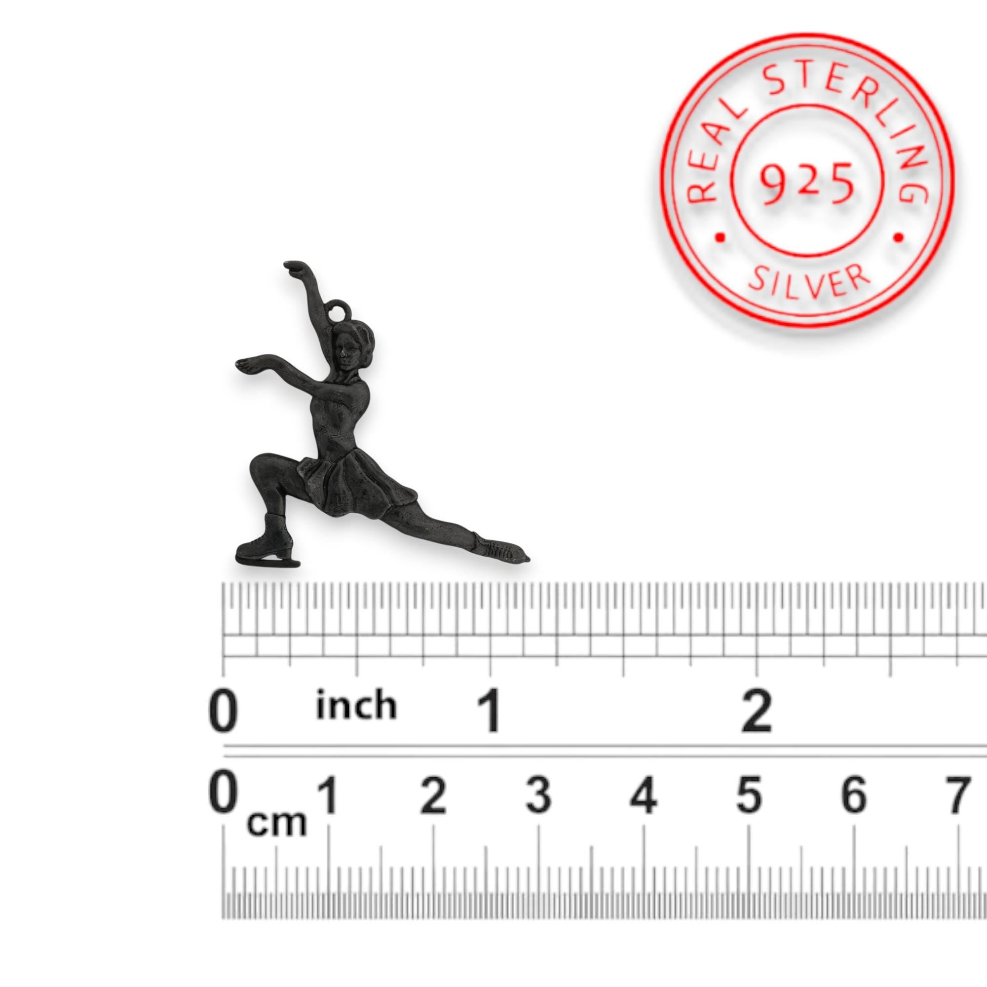 Figure Skating Pendant for Women – Oxidized Black 925 Silver Jewelry Gift – Handcrafted Sports Charm for Skaters & Fans – Necklace