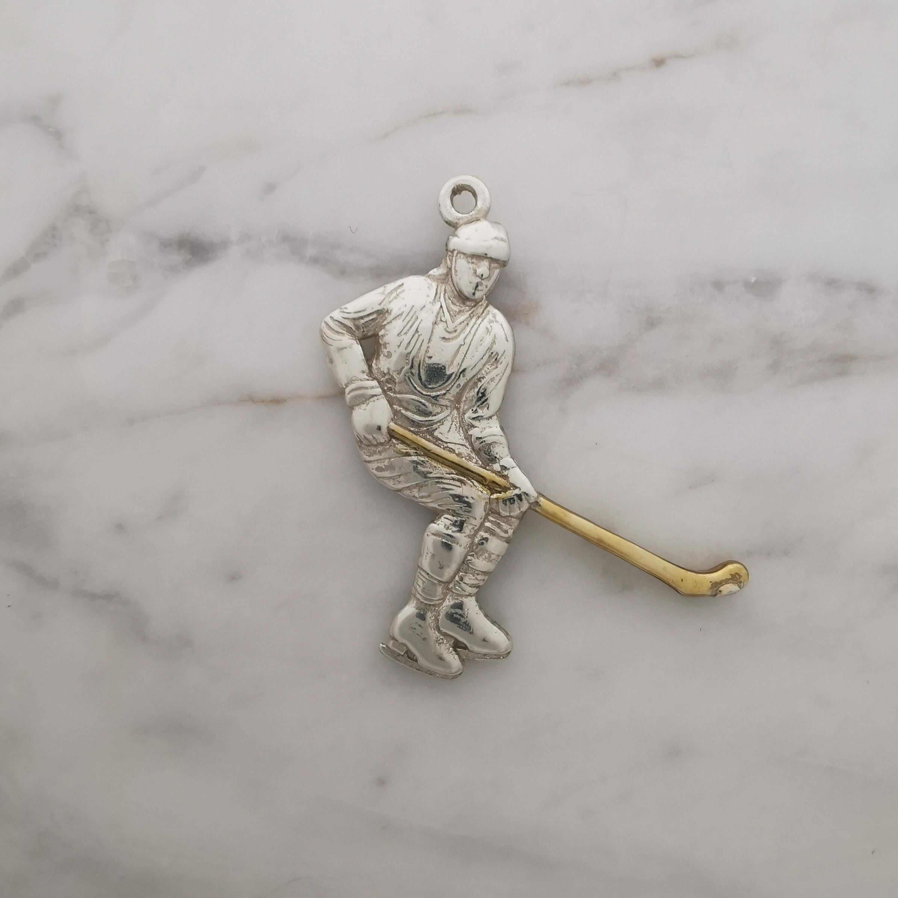 Ice Hockey Jewelry Pendant for Men – 925 Silver with Partial Gold Plating – Handcrafted Sport Charm for Players – Necklace