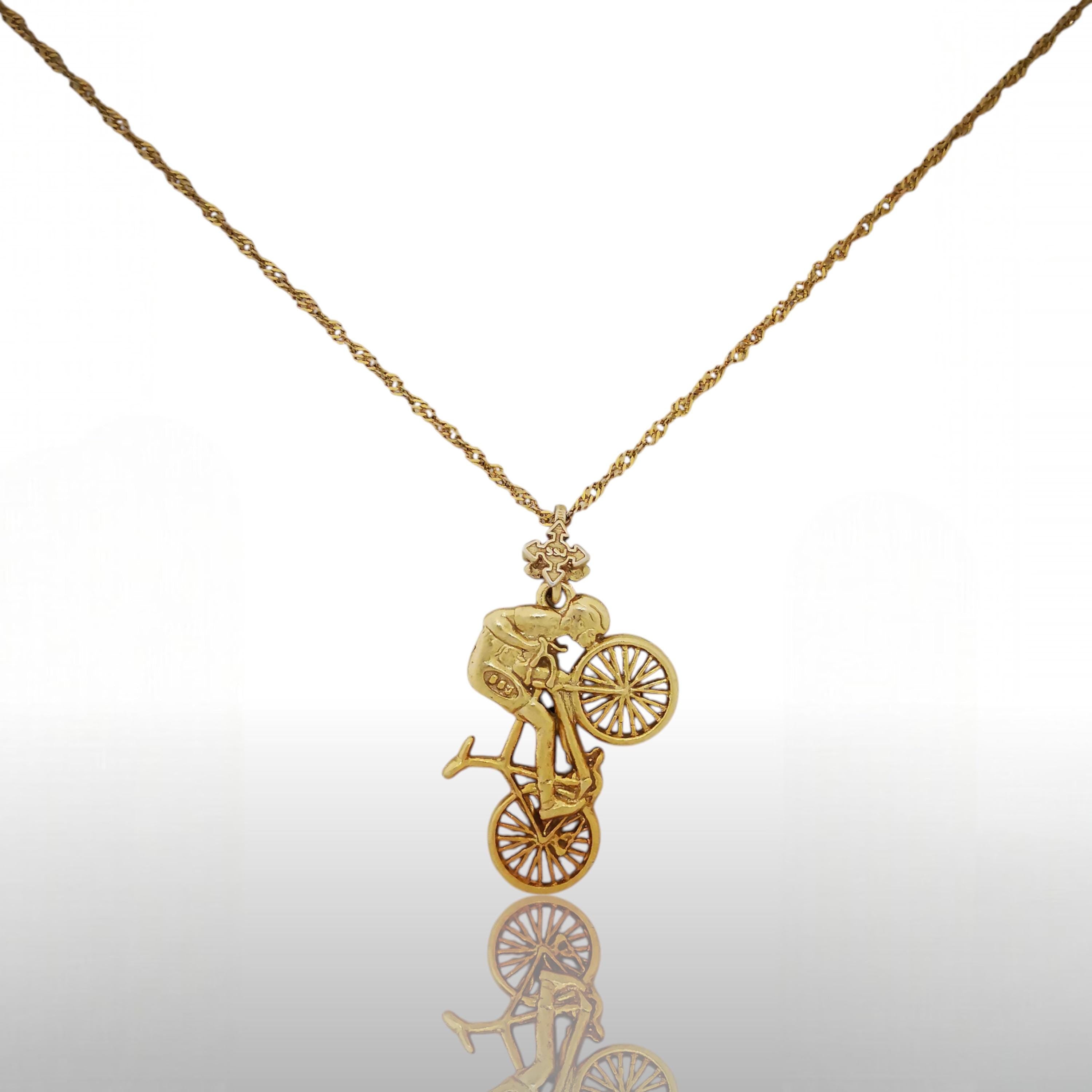 Cycling Jewelry Pendant for Men – Gold-Plated 925 Silver Gift – Handcrafted Sports Accessory for Cyclists and Athletes – Necklace