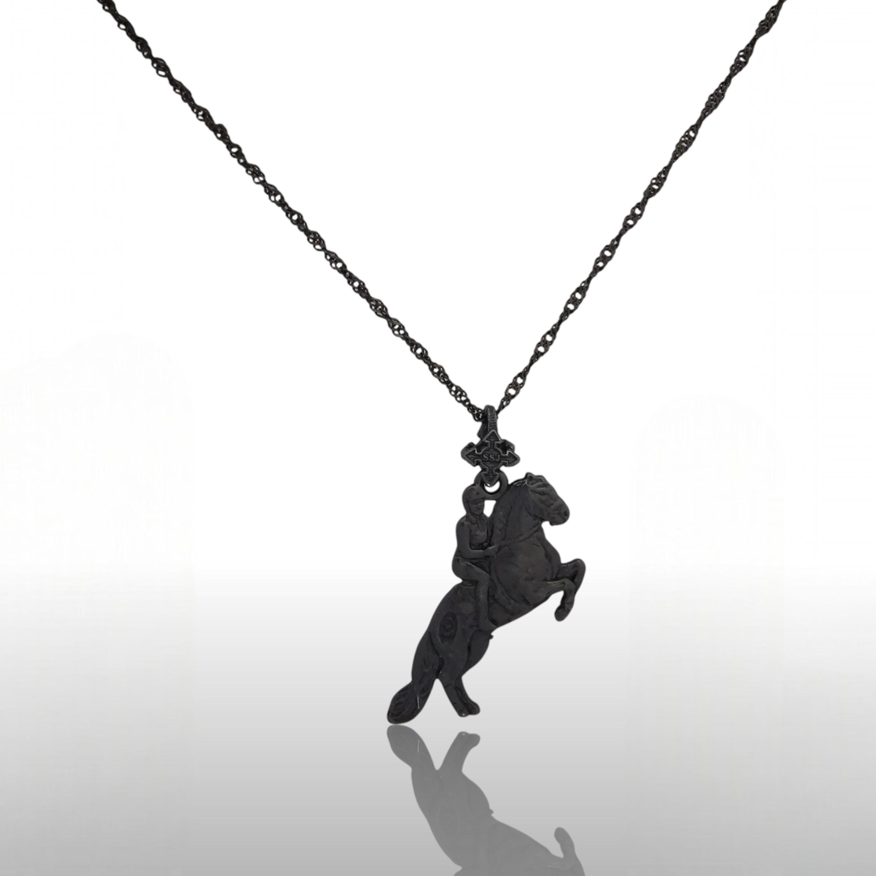 Horse Jewelry Pendant for Women – Oxidized Black 925 Silver Gift – Equestrian Sports Accessory for Riders – Necklace