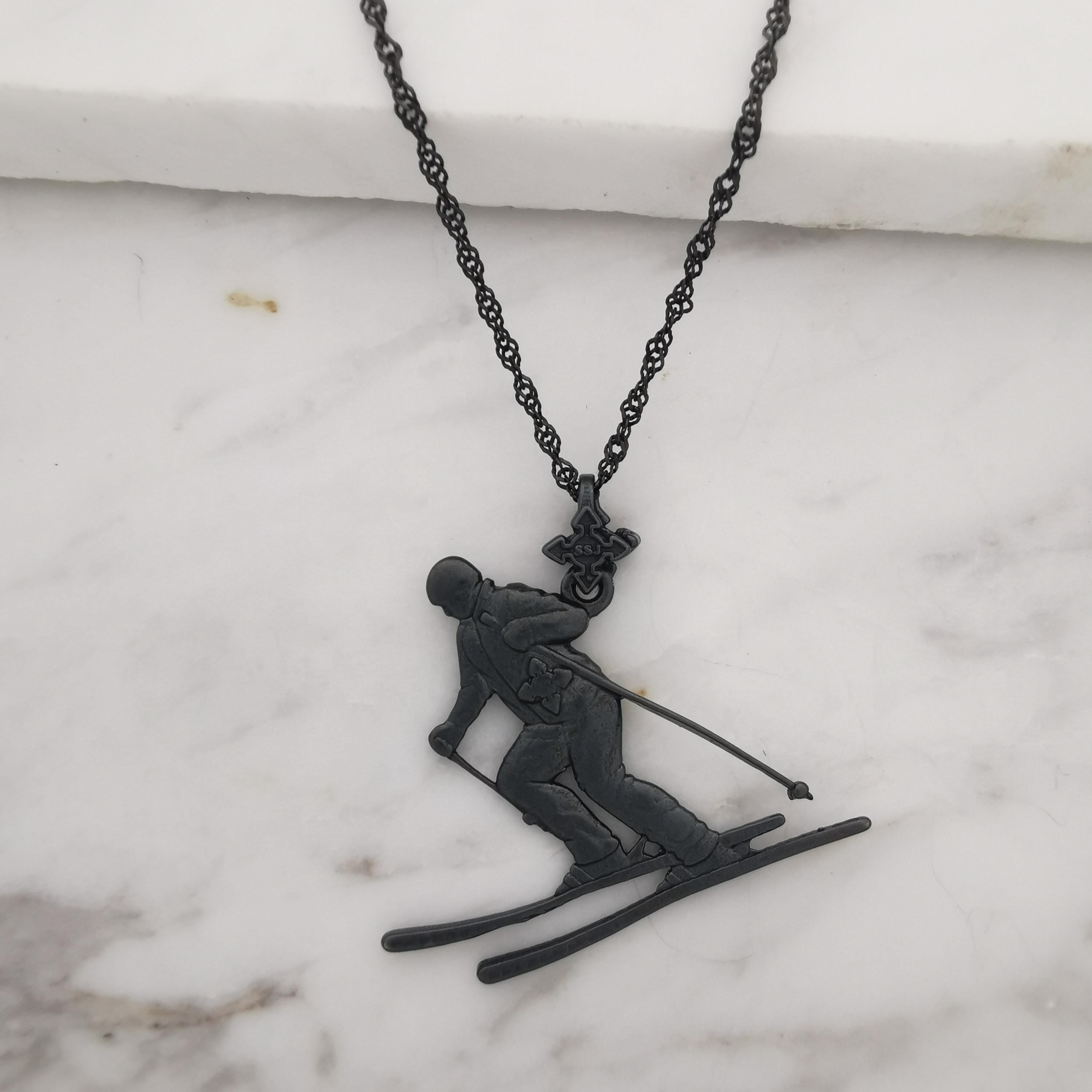 Skiing Jewelry Pendant for Women & Men – Oxidized Black 925 Silver Sports Charm – Handcrafted Freestyle and Slalom Accessory – Necklace