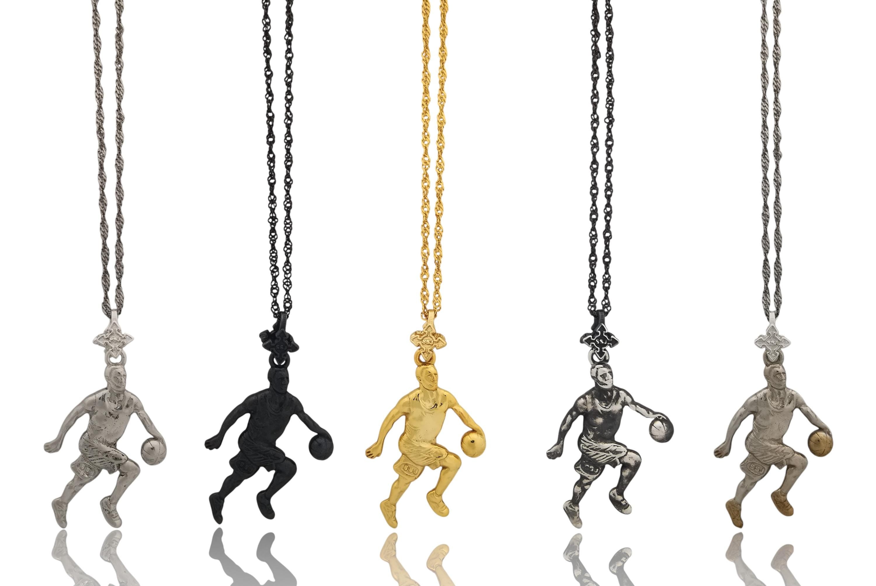 Basketball Jewelry Pendant for Men – Gold-Plated 925 Silver Gift – Bold Sports Accessory for Players and Collectors – Necklace