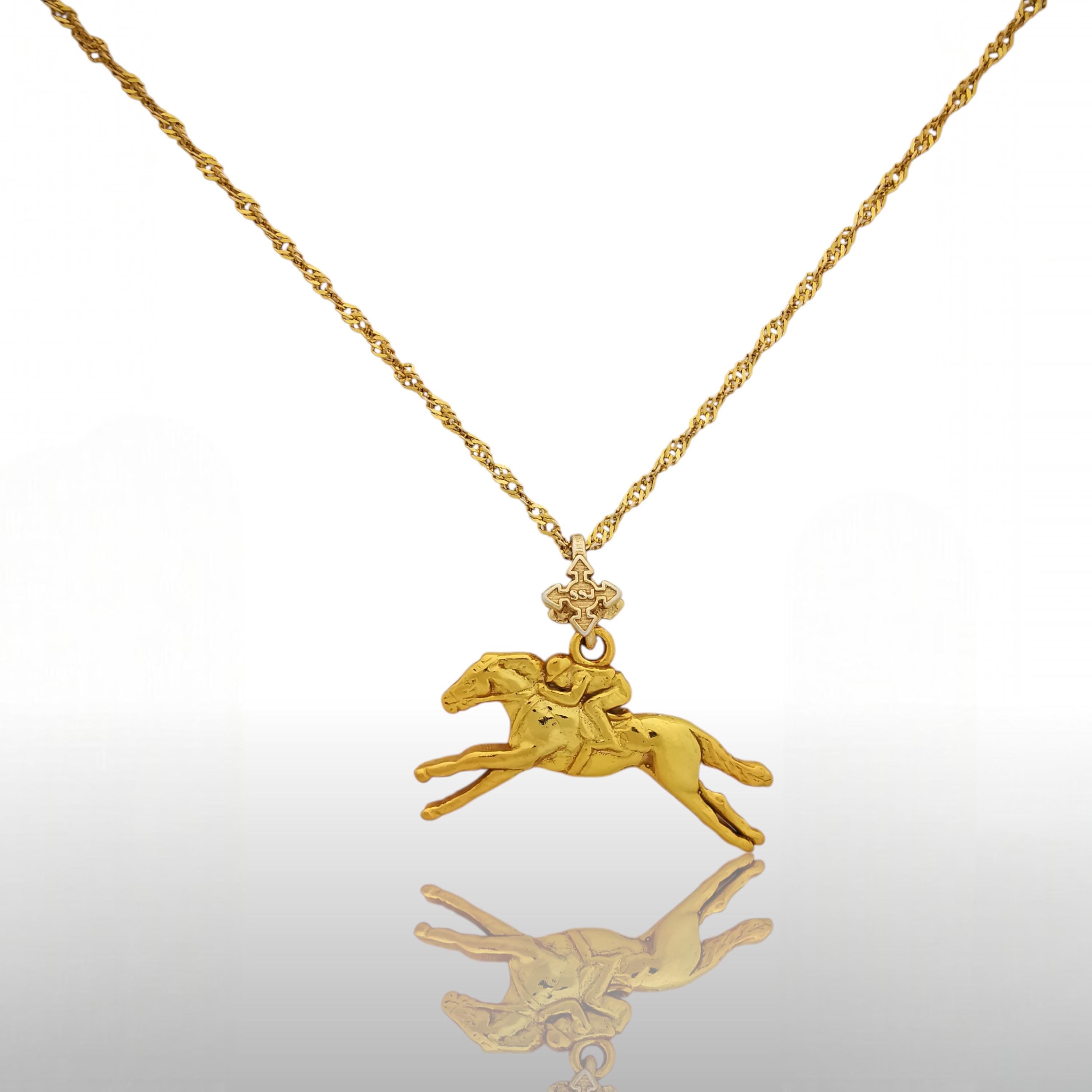 Horse Racing Jewelry Pendant for Men – Gold-Plated 925 Silver Gift – Equestrian Sports Accessory for Riders – Race Day Necklace