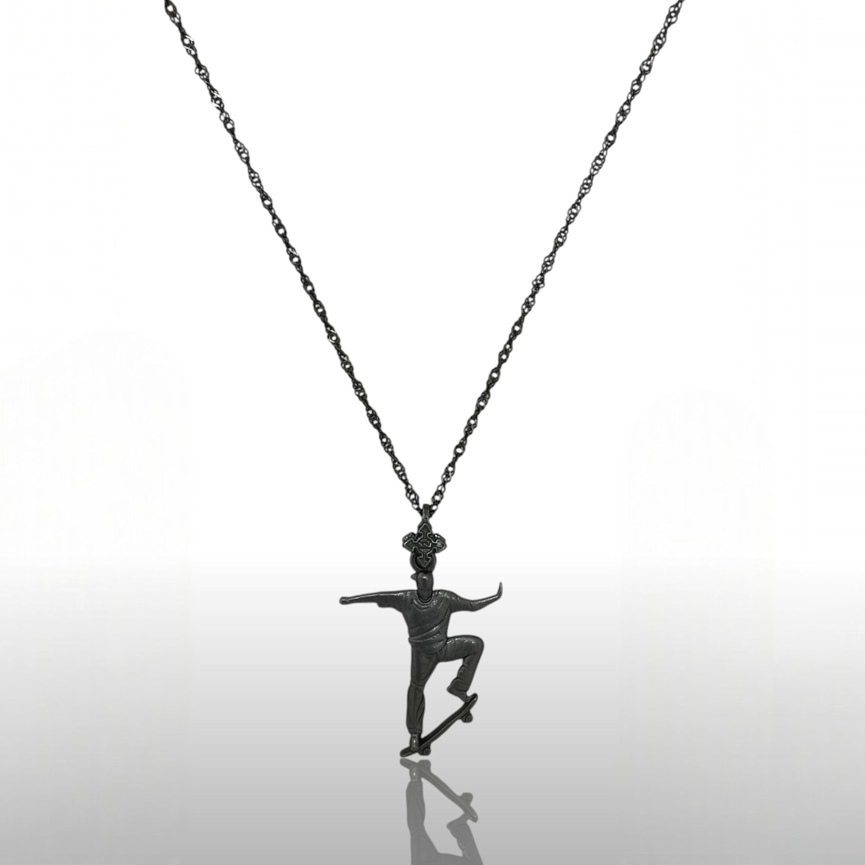 Skateboard Pendant for Men – Oxidized Black 925 Silver Jewelry Gift – Bold Urban Charm for Skaters & Streetwear Fans – Necklace