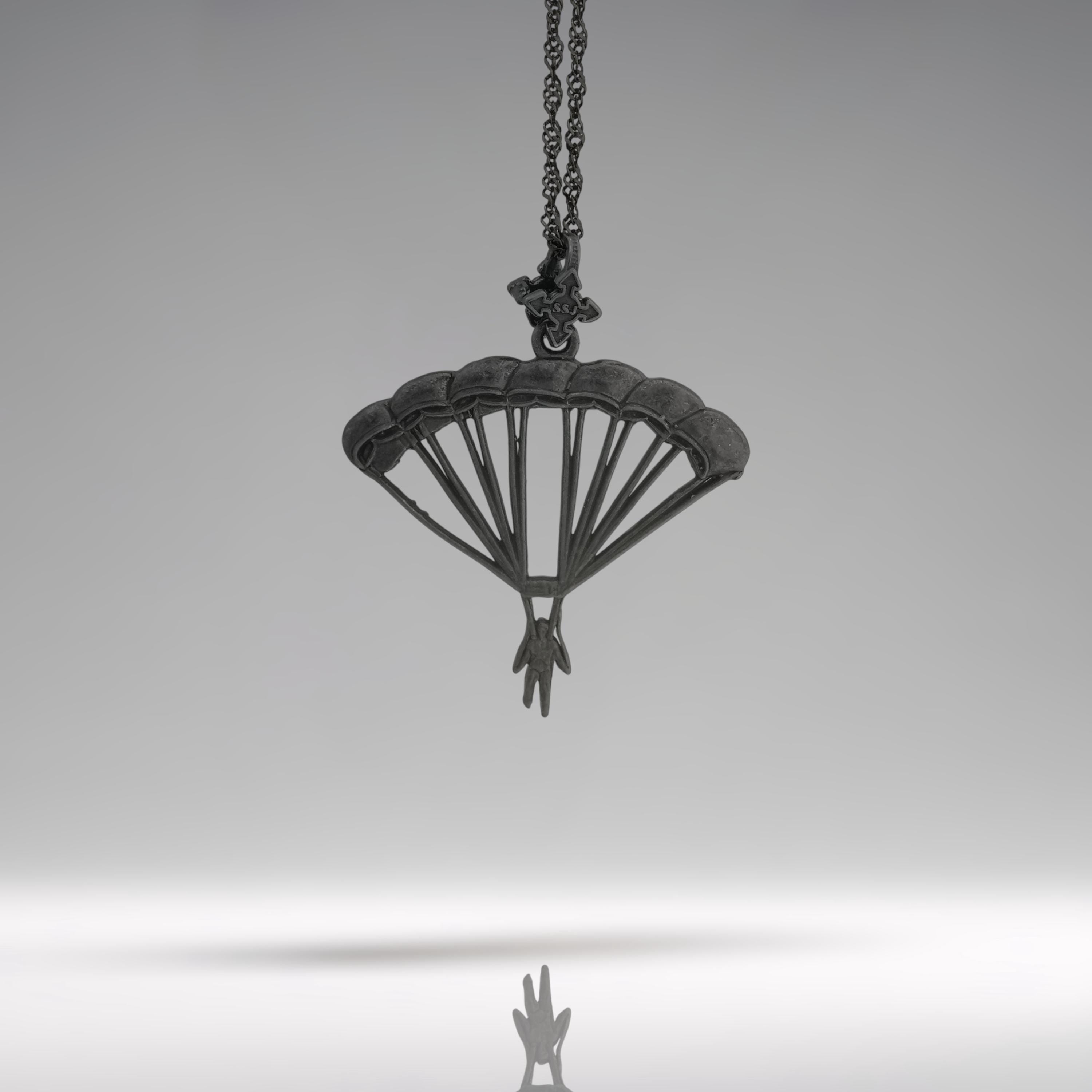 Skydiving Jewelry Pendant for Men and Women – Oxidized Black 925 Silver Gift – Handcrafted Sports Charm for Extreme Movement – Necklace