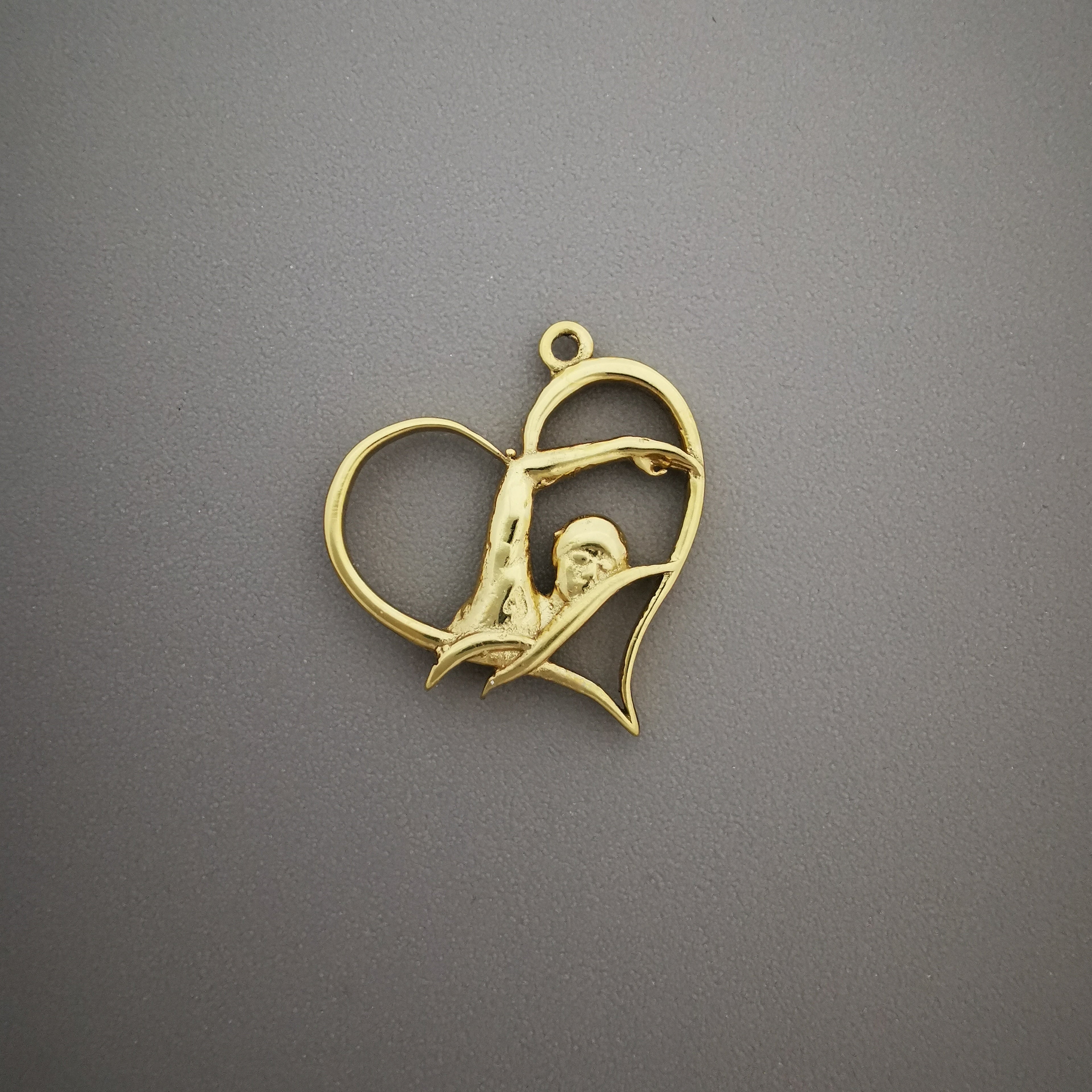 Swimmer Heart Jewelry Pendant for Women – Silver with Partial Gold Plating 925 Gift, Sporty Accessory for Swimmers and Teen Girls – Necklace