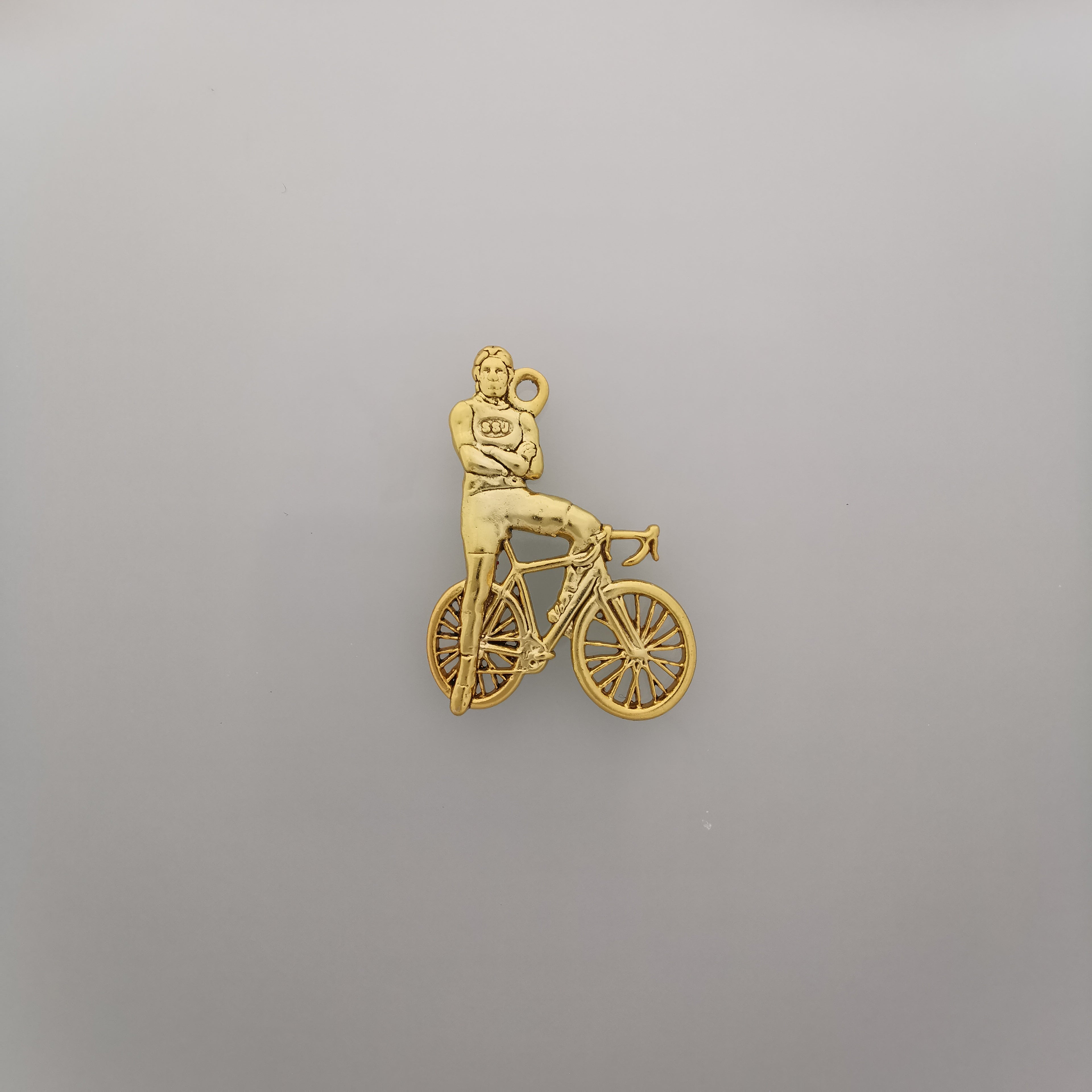 Cycling Jewelry Pendant for Men – Classic 925 Silver Gift – Sports Accessory for Cyclists and Bike Enthusiasts – Necklace