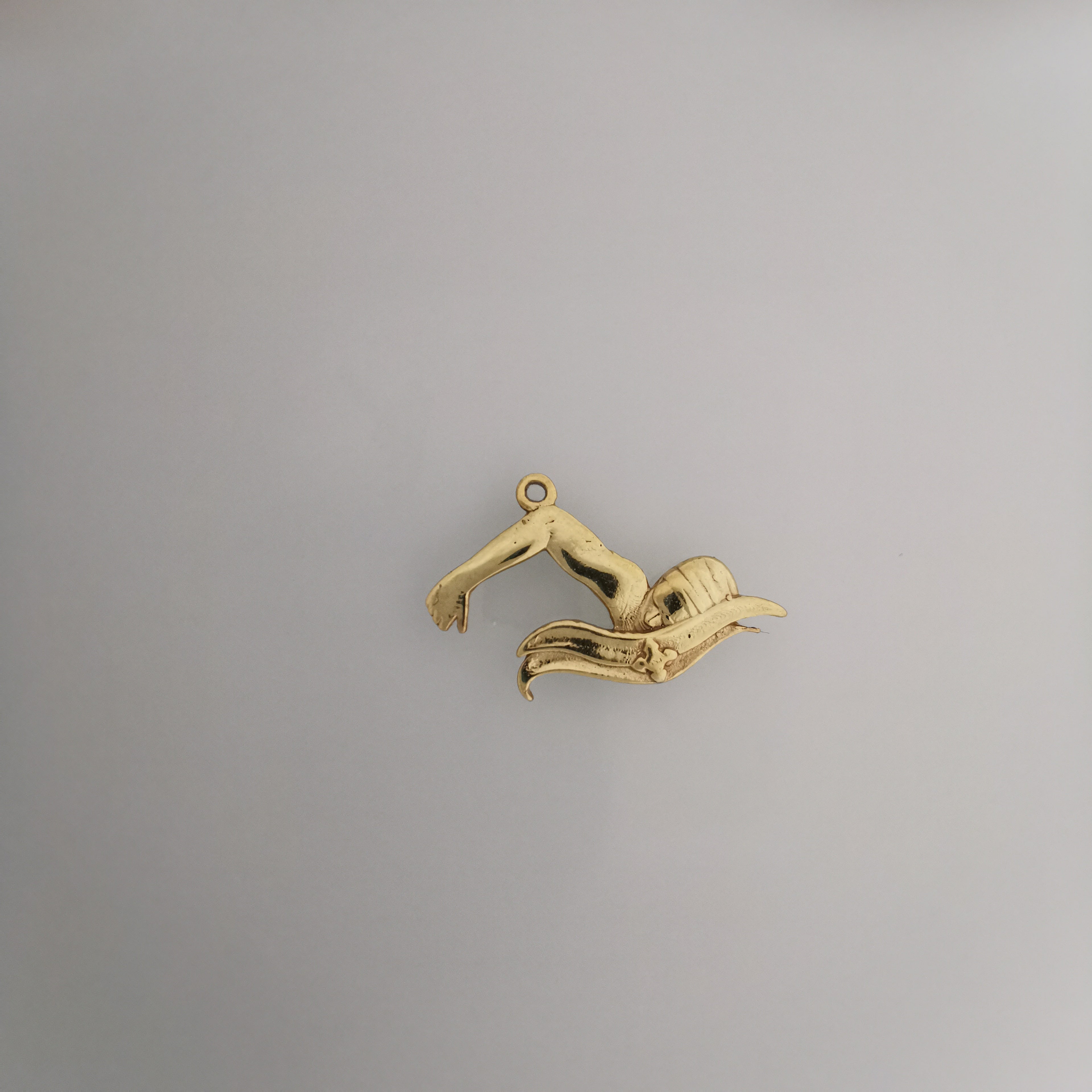 Swimming Jewelry Pendant for Men and Teen Boys – 925 Silver with Gold Detail Gift Sports Accessory for Breaststroke Swimmers Necklace