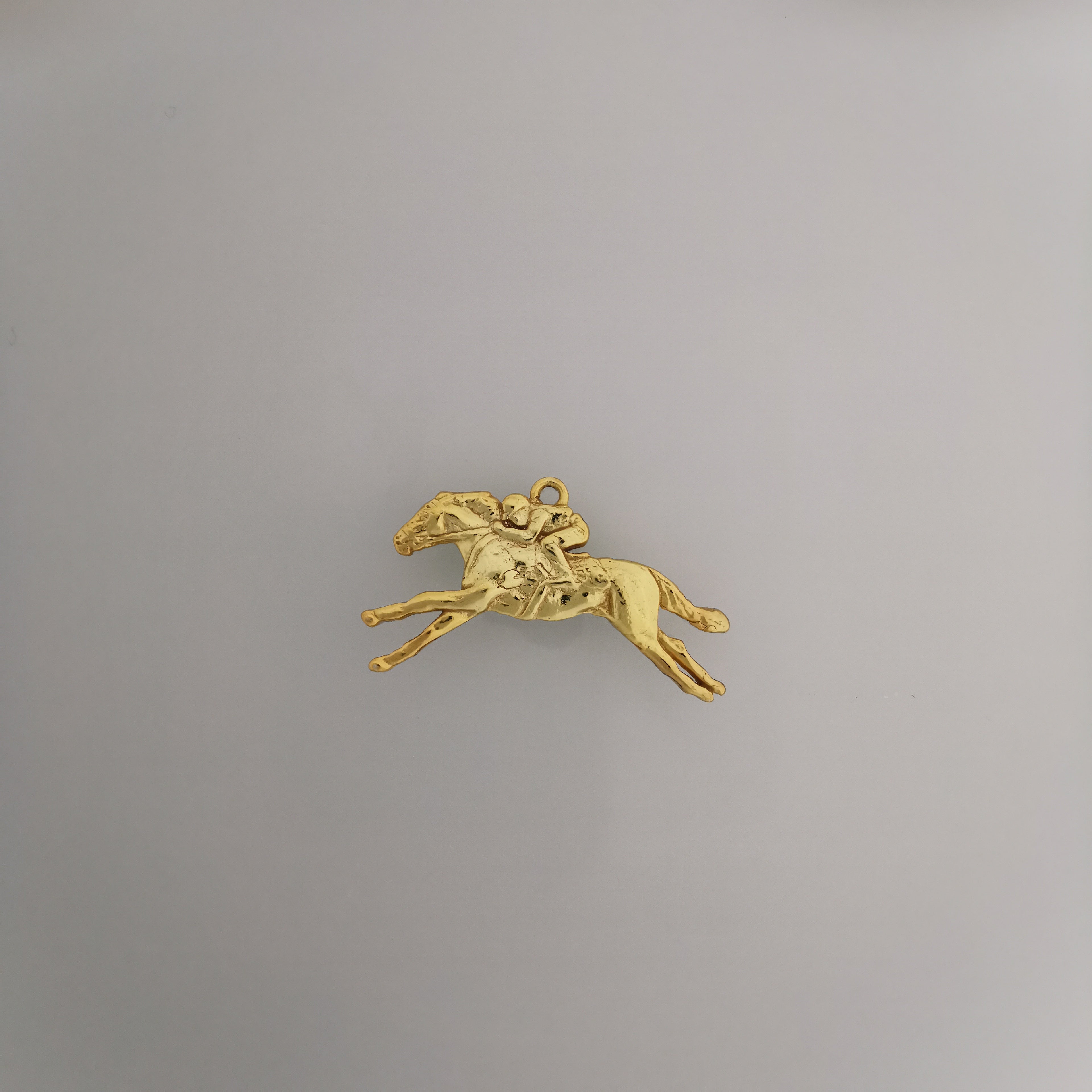 Horse Racing Jewelry Pendant for Men – Classic 925 Sterling Silver Gift – Handcrafted Sports Accessory for Riders – Necklace