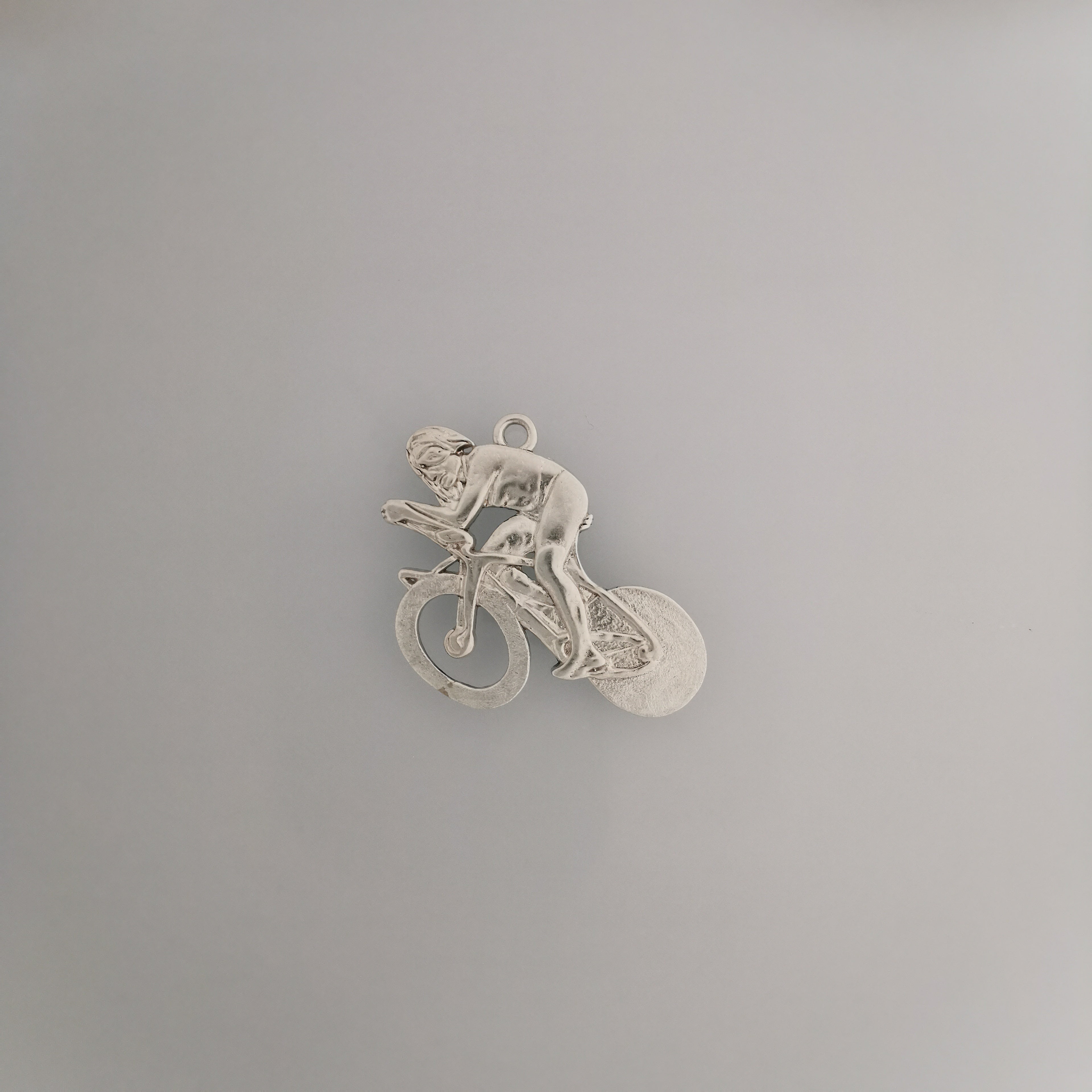 Cycling Jewelry Pendant for Men – Silver with Partial Gold Plating 925 Gift – Sports Accessory for Road Racers and Cyclists – Necklace