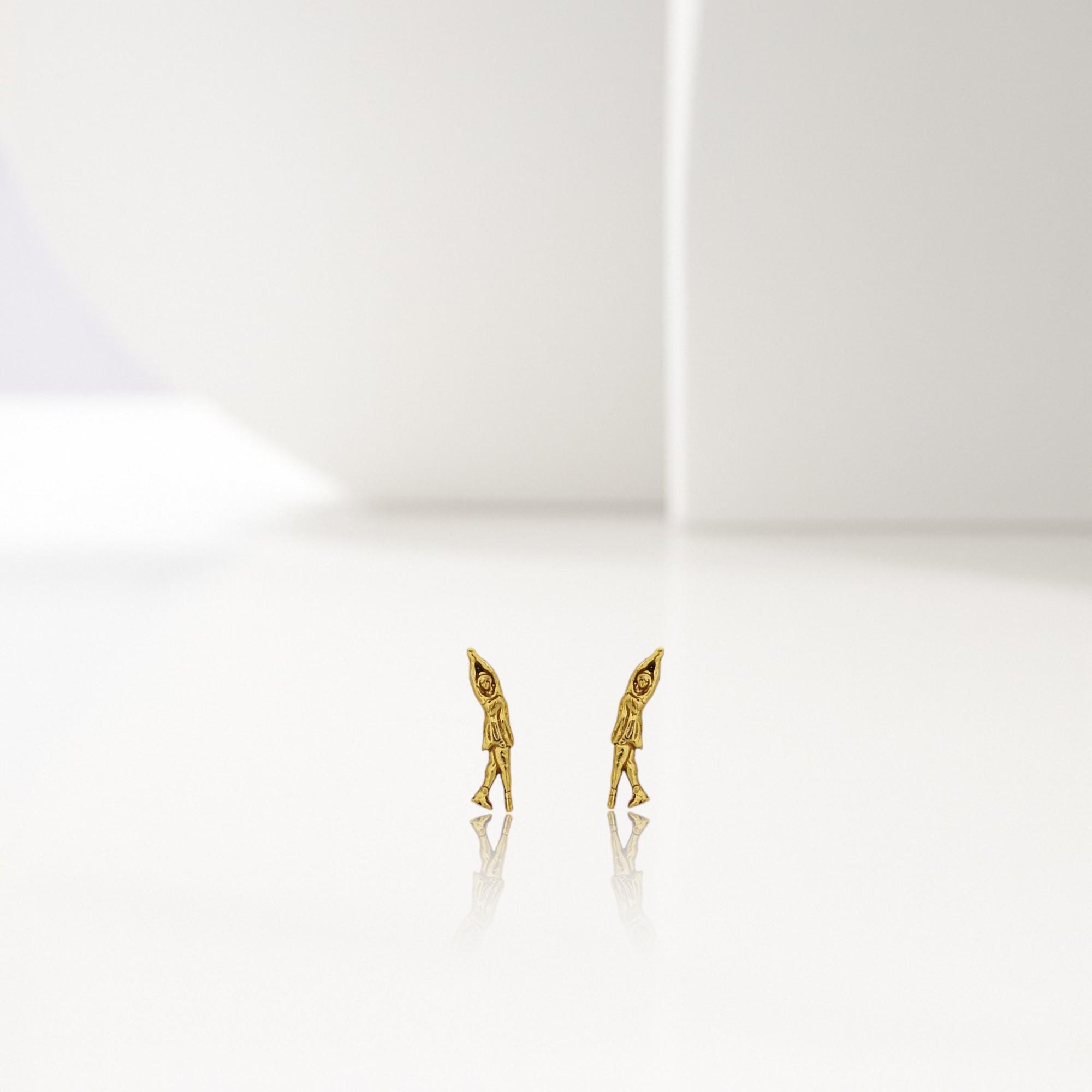Minimalist Gold Earrings for Women, Figure Skating Jewelry, 925 Sterling Silver Sports Gift for Athlete, Skater, or Coach, Stud Earrings.