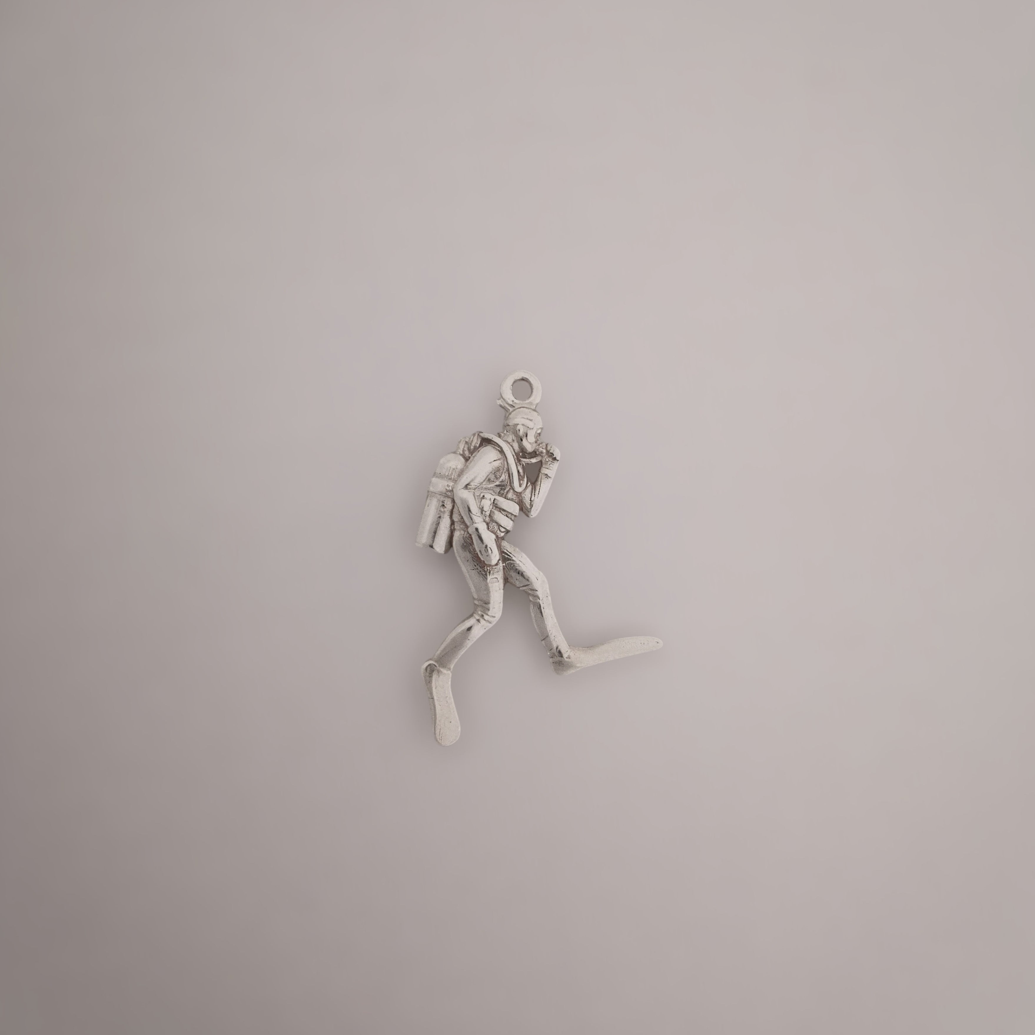 Scuba Diving Jewelry Pendant for Men and Women, Gold-Plated 925 Silver Gift – Handcrafted Diver Charm for Ocean Lovers & Athletes – Necklace