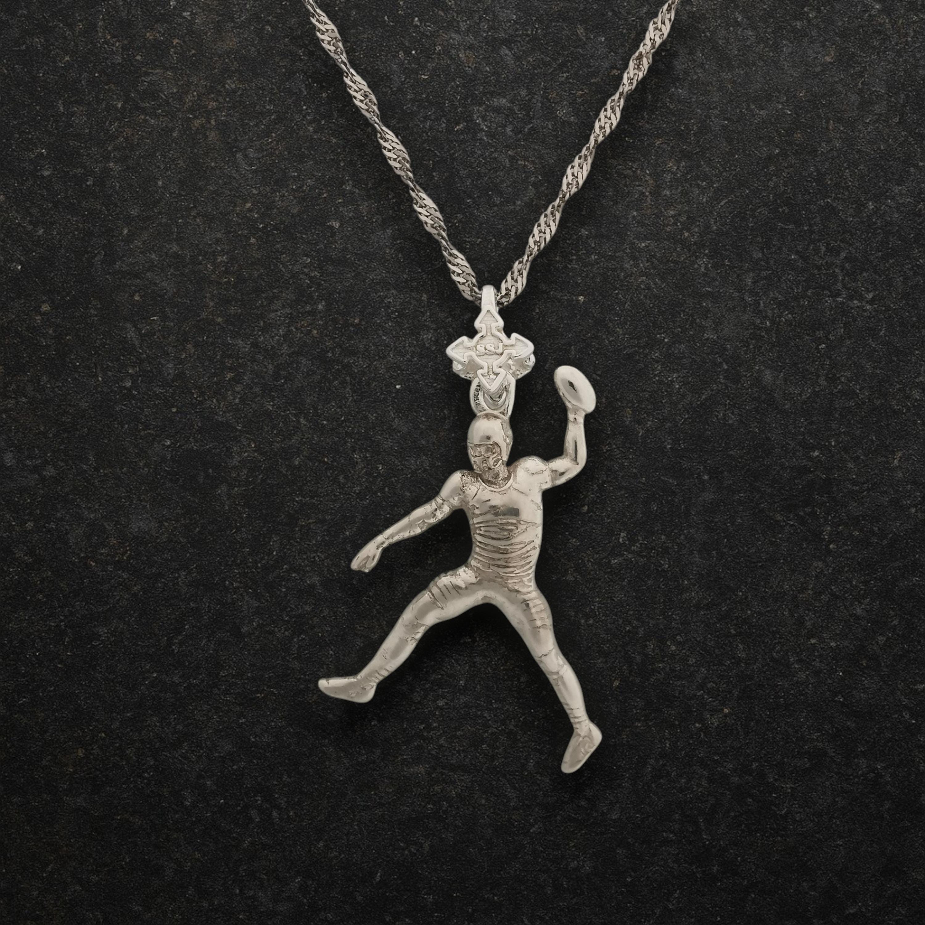 American Football Jewelry Pendant for Men – Classic Silver 925 Gift for Players, Athletes & Fans – Handcrafted Sports Necklace for Game Day