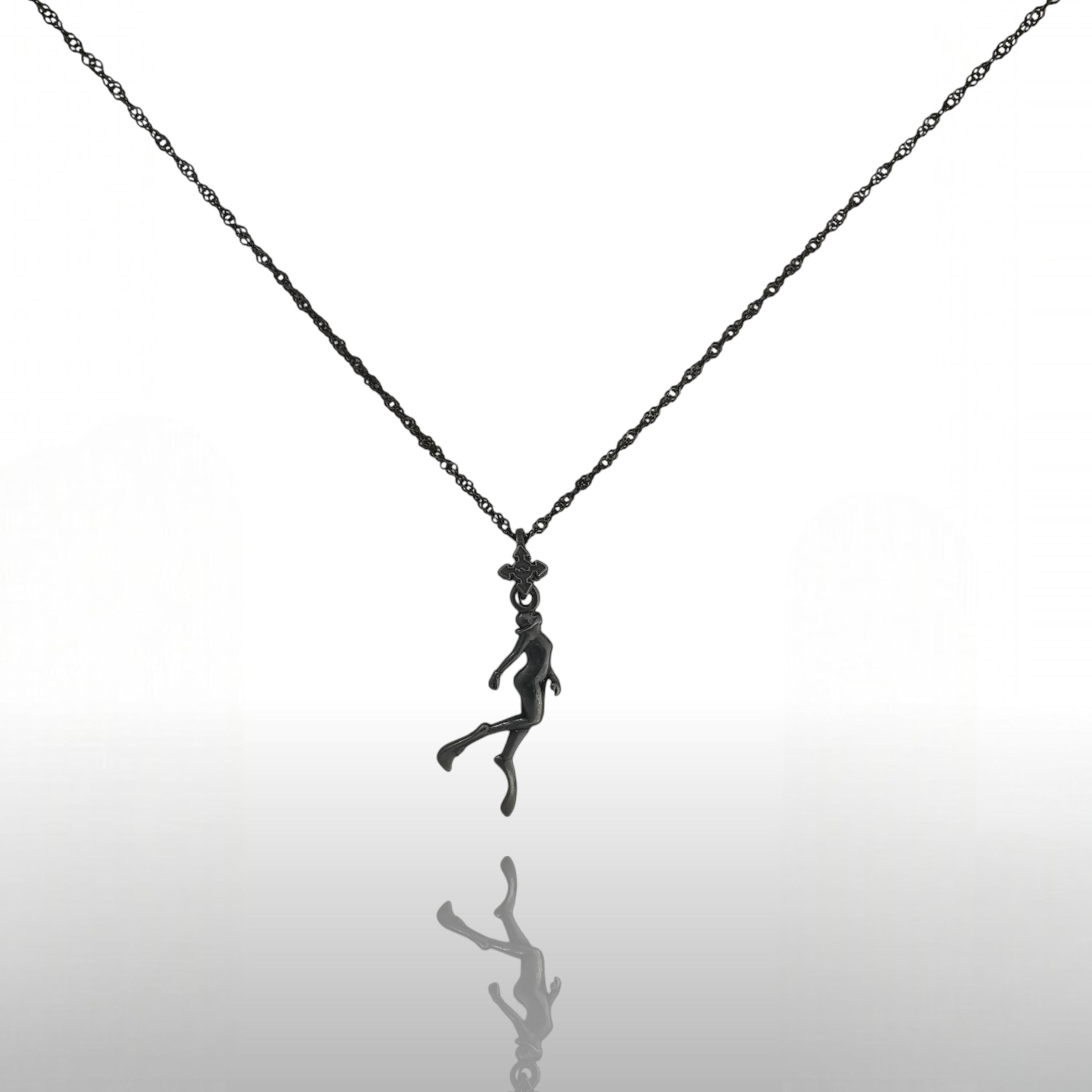 Diving Jewelry Pendant for Women – Oxidized Black 925 Silver Gift – Sports Accessory for Swimmers and Diver Girls – Necklace