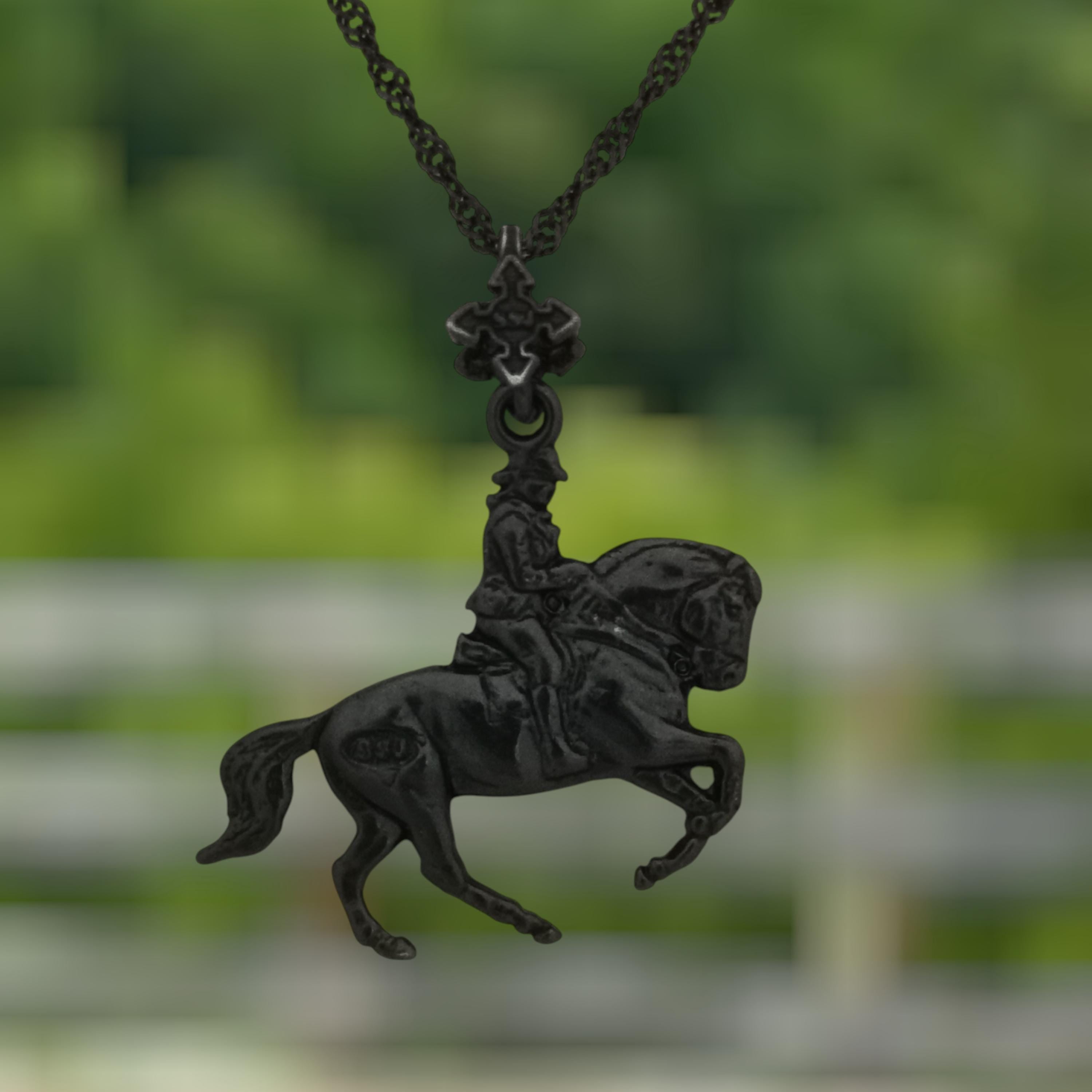 Dressage Jewelry Pendant for Men – Oxidized Black 925 Silver Gift – Equestrian Accessory for Riders and Horse Sport Lovers – Necklace