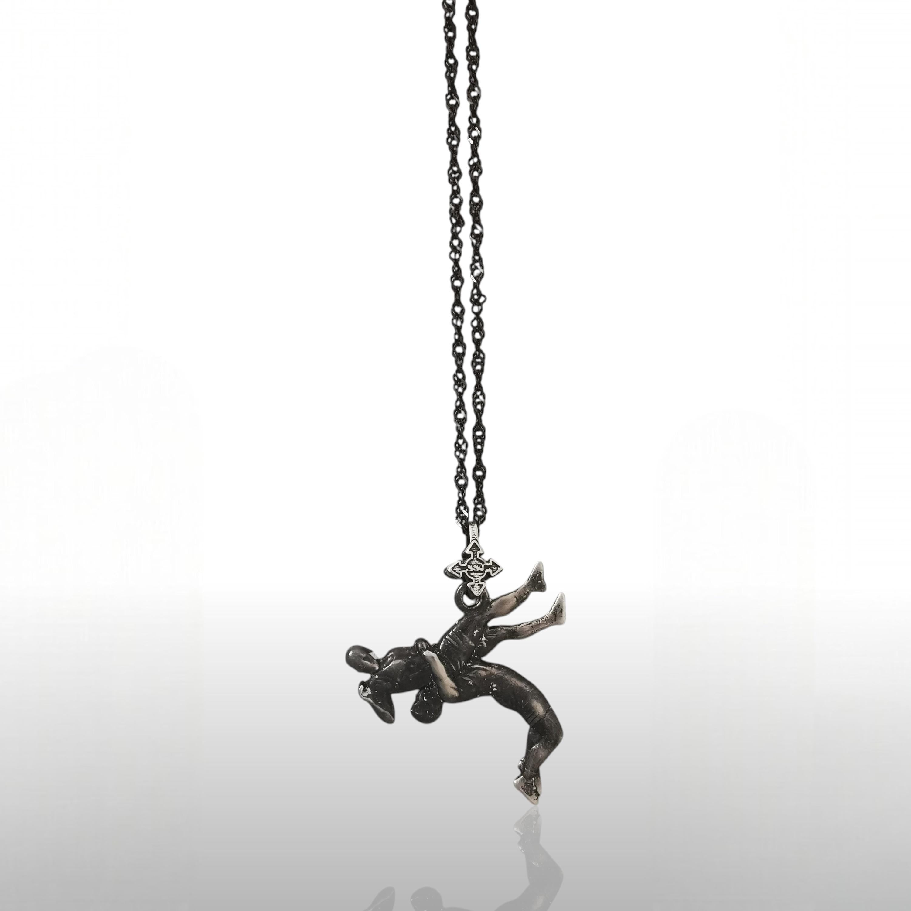 Wrestling Jewelry Pendant for Men, Vintage Style 925 Silver Gift, Classic Grappling Accessory for Wrestlers and Combat Sport Fans – Necklace