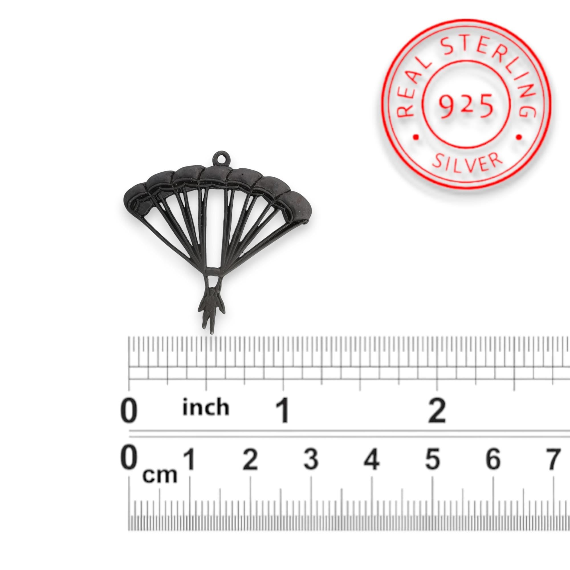 Skydiving Jewelry Pendant for Men and Women – Oxidized Black 925 Silver Gift – Handcrafted Sports Charm for Extreme Movement – Necklace