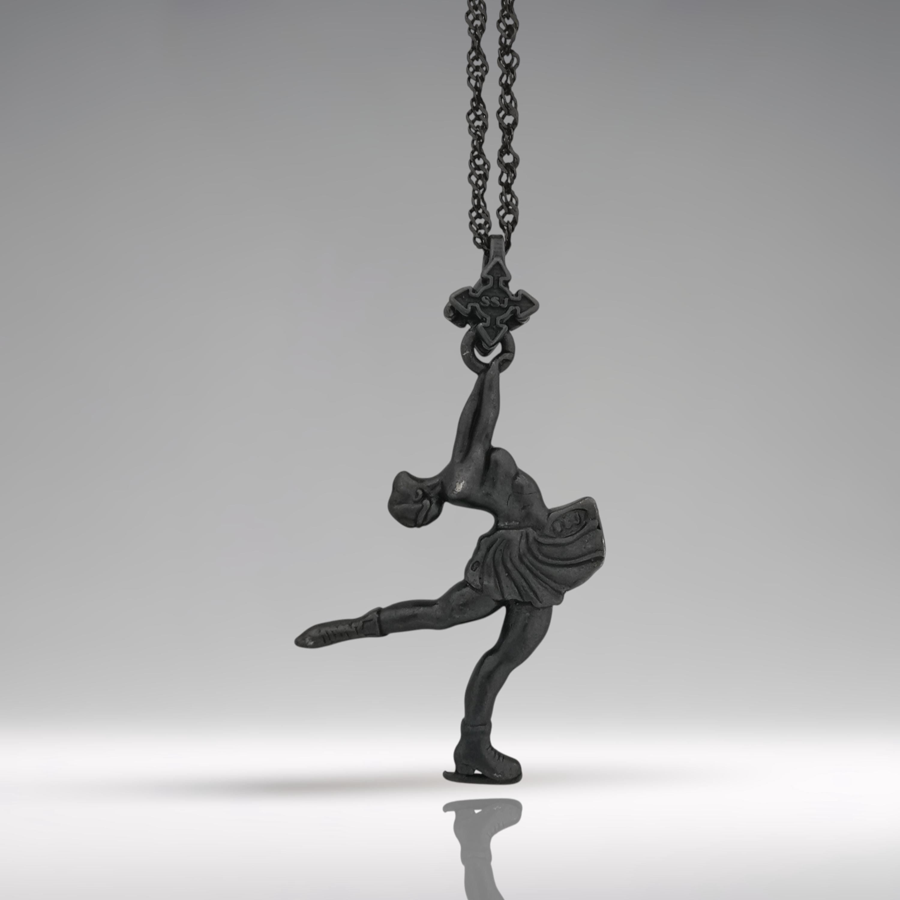Figure Skating Pendant for Women – Oxidized Black 925 Silver Jewelry Gift – Sport Charm for Skaters & Athletes – Necklace