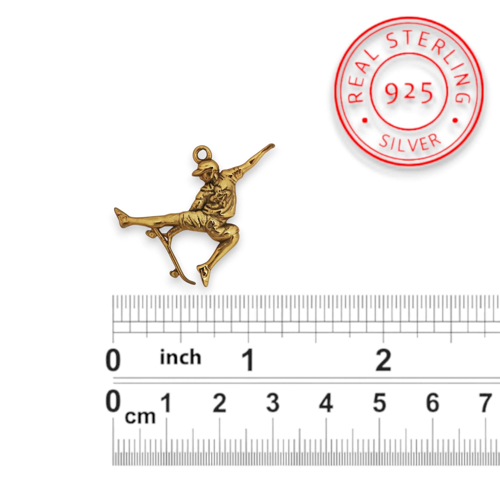 Skateboarding Jewelry Pendant for Men and Teen Boys – Gold-Plated 925 Silver Gift – Handcrafted Street Sports Accessory – Necklace